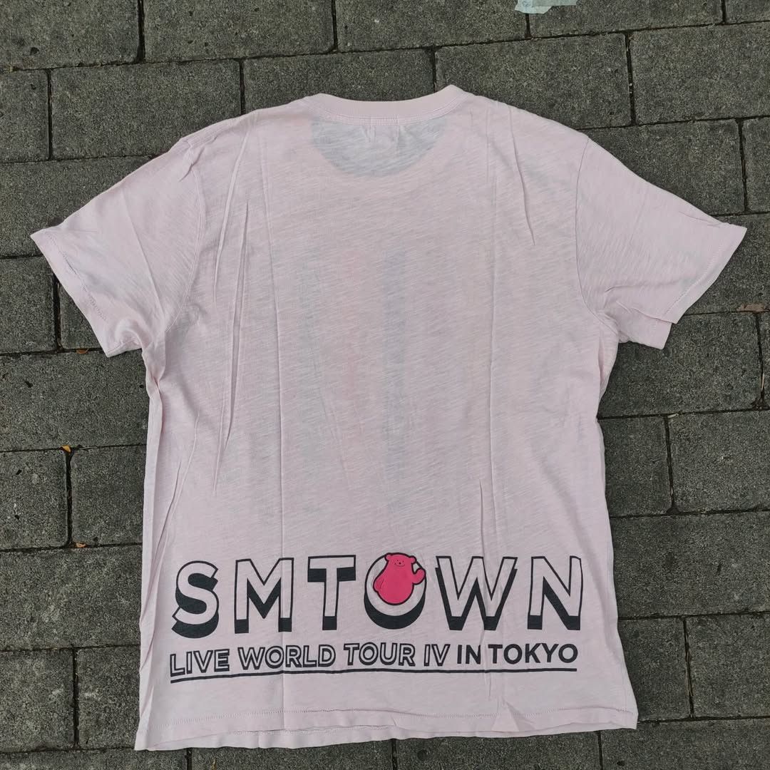Band Tees SM TOWN Live in Japan 2014 Tee Size US M / EU 48-50 / 2 - 3 Thumbnail