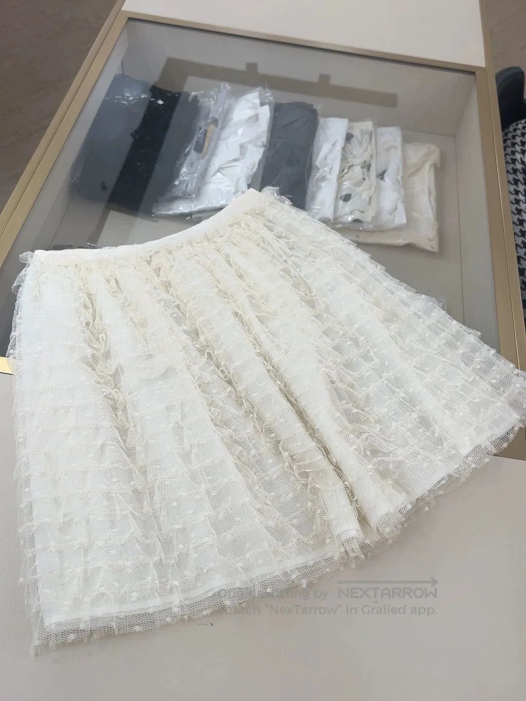 Valentino RED VALENTINO White Lace Skirt. Size US 26 / EU 42 - 1 Thumbnail