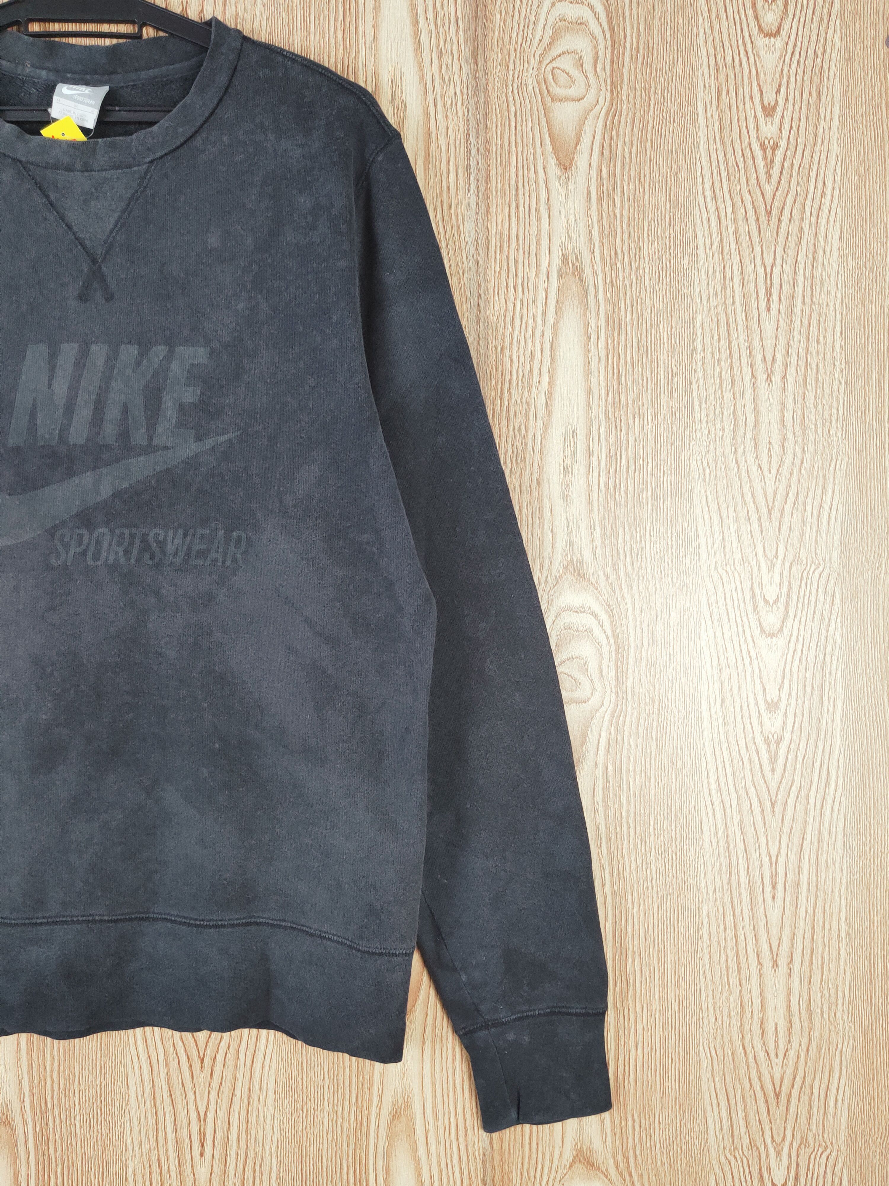 Nike Nike Black Faded Sweatshirts #W177DL Size US M / EU 48-50 / 2 - 6 Thumbnail