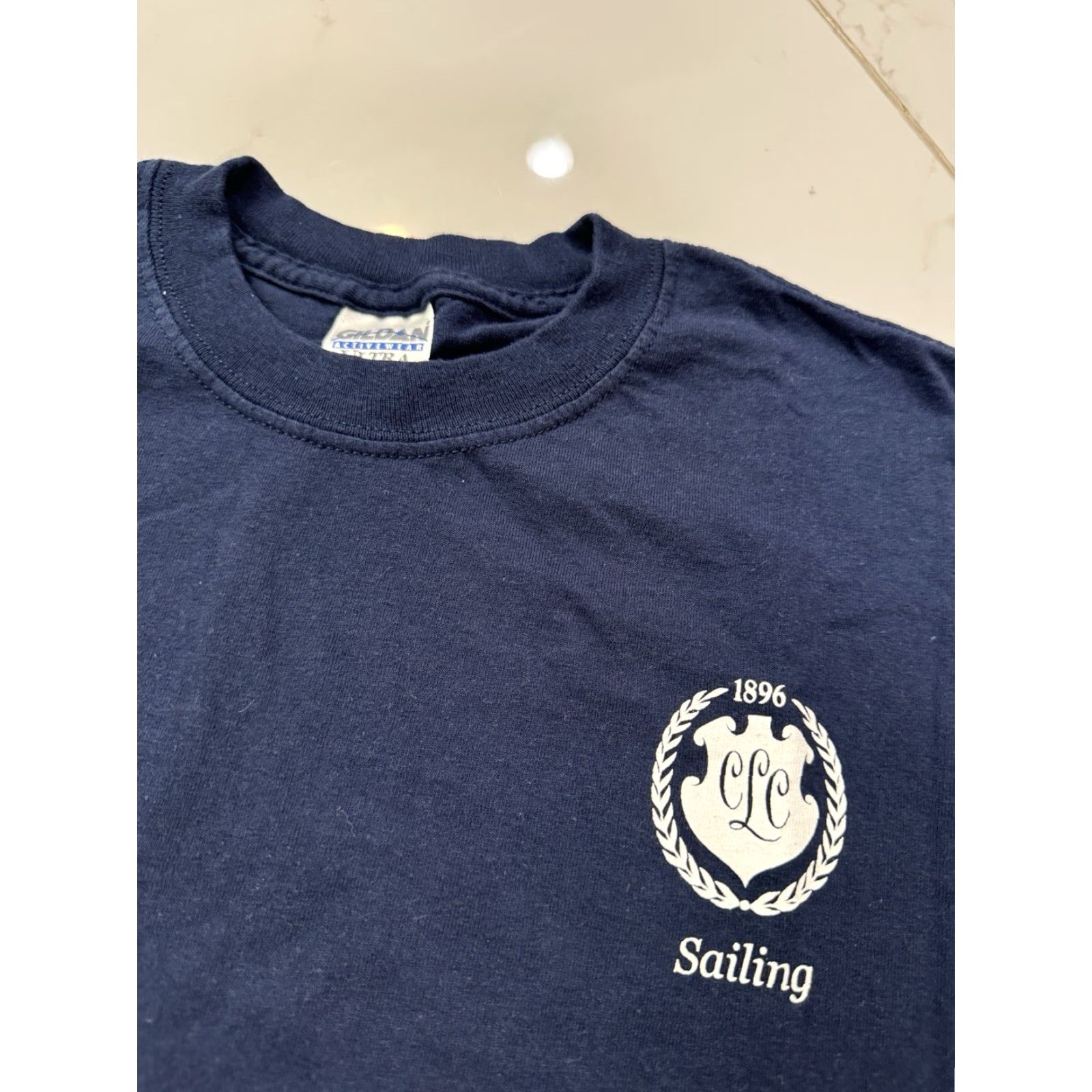 Gildan VINTAGE Sail Boat Navy Blue Wrap Around Sailing Nautical Ocean T-Shirt M Navy Mens M Blue Nautical Sail Boat T-Shirt Size US M / EU 48-50 / 2 - 3 Thumbnail