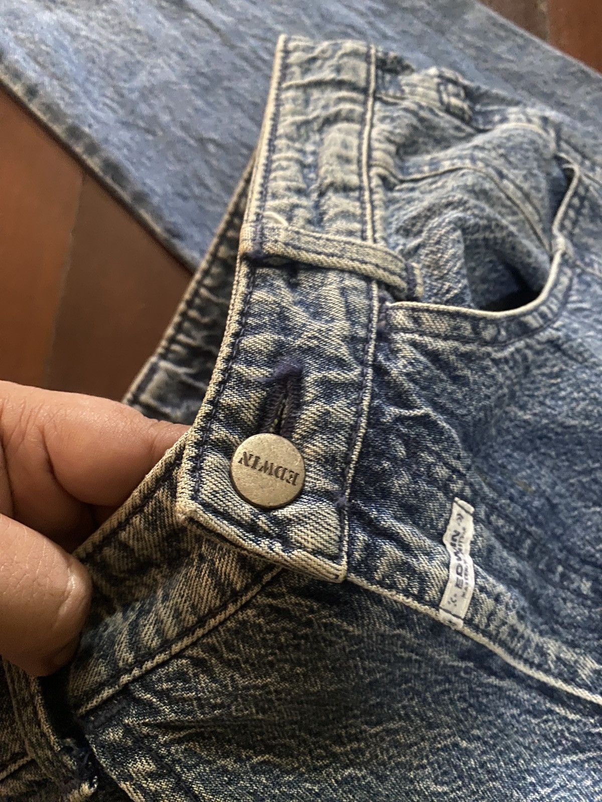 Sick 🔥 VINTAGE EDWIN CLASSIC CROPPED