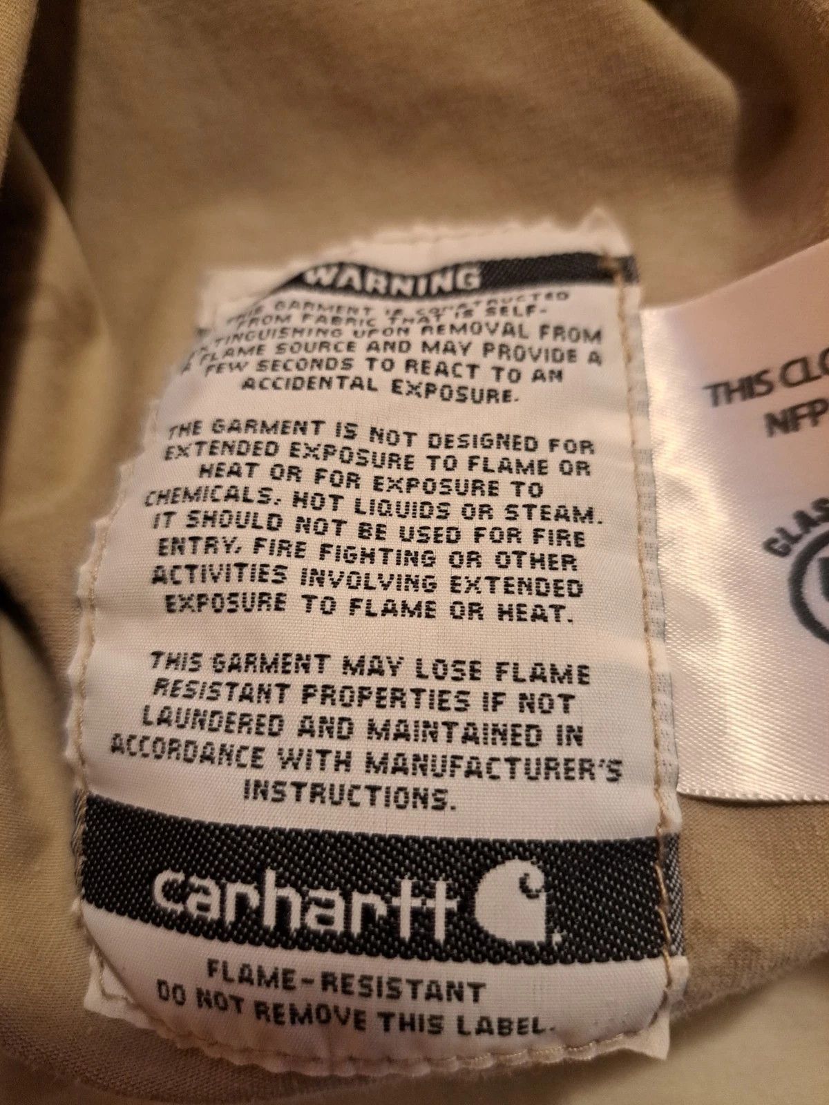 Carhartt Carhartt Men Long Sleeve Shirt Tan Brown Heavyweight Work Size US L / EU 52-54 / 3 - 8 Thumbnail