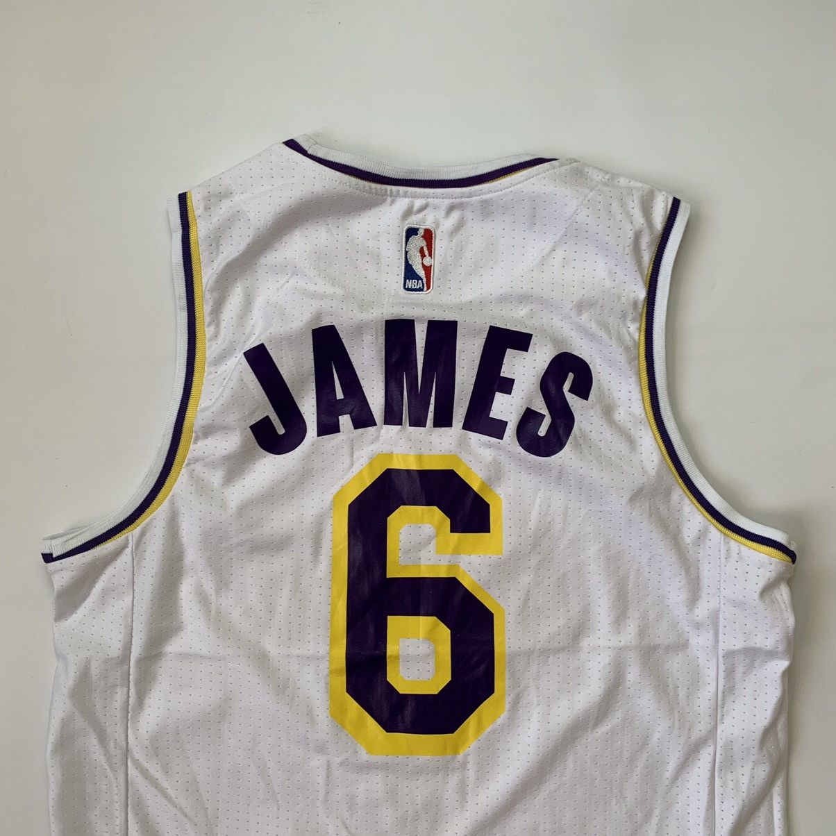 NBA Nike NBA Lakers Lebron James 6 White Jersey Size US M / EU 48-50 / 2 - 6 Thumbnail