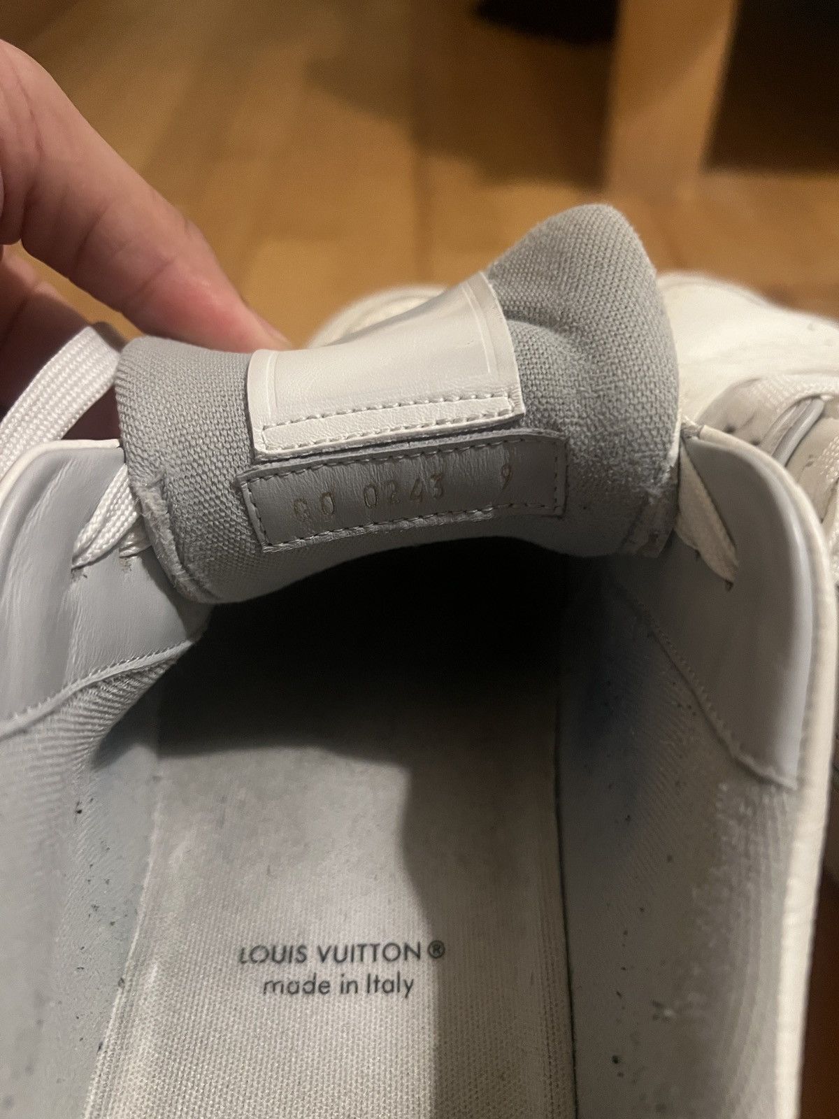 Louis Vuitton LV Sneaker Size US 10 / EU 43 - 4 Thumbnail