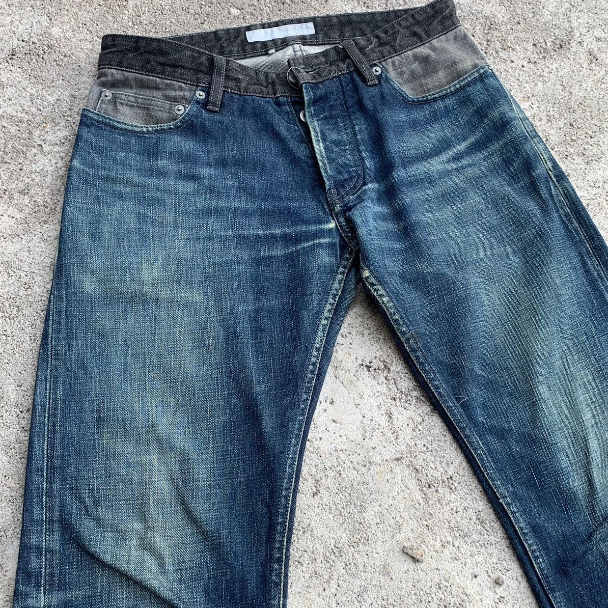 Tomorrowland Vintage Japan Tomorrowland Two Tone Jeans Denim W30 Size US 30 / EU 46 - 16 Thumbnail
