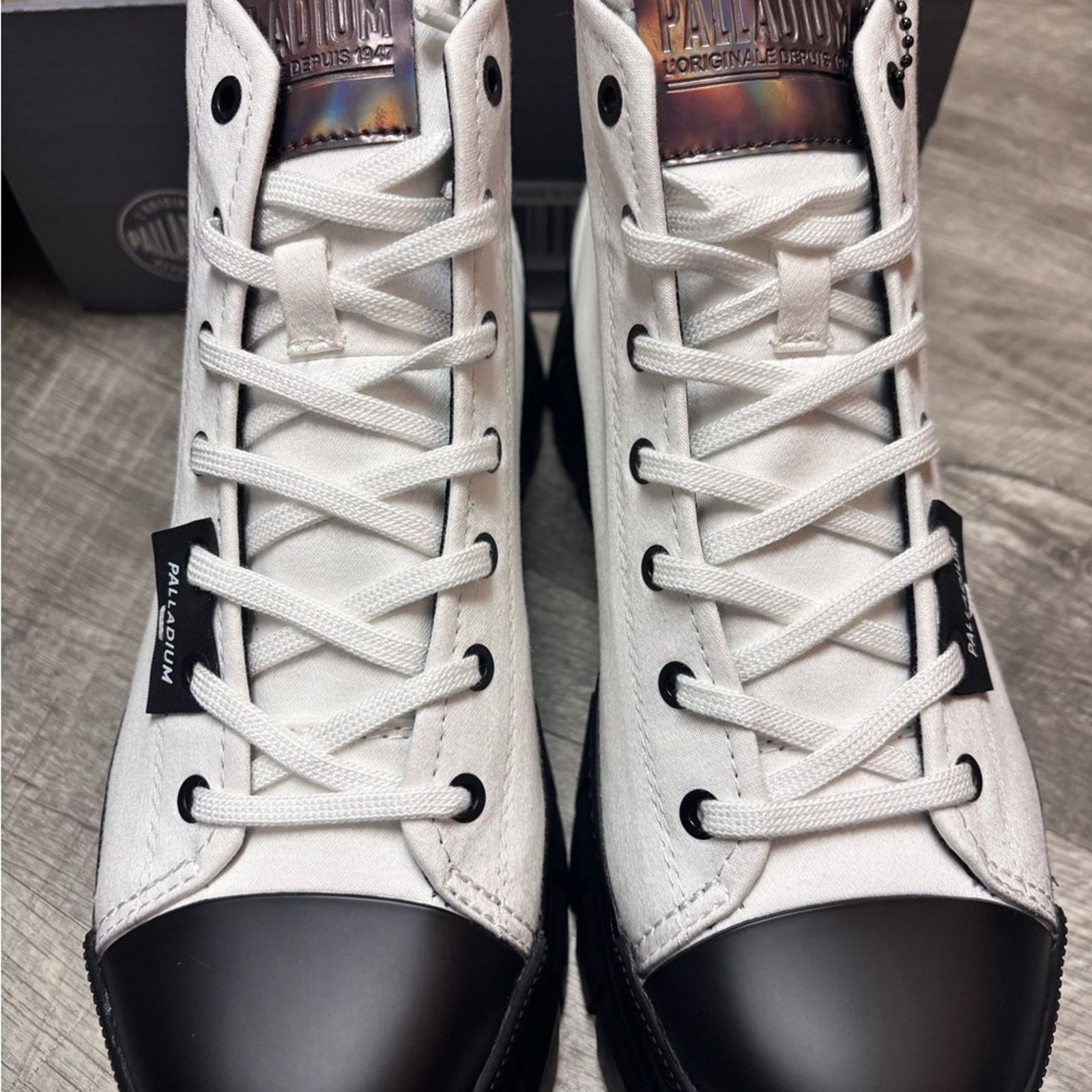 Palladium Palladium Women’s Revolt High-Top Boots Size 8.5 New in Box Size US 8.5 / IT 38.5 - 1 Thumbnail