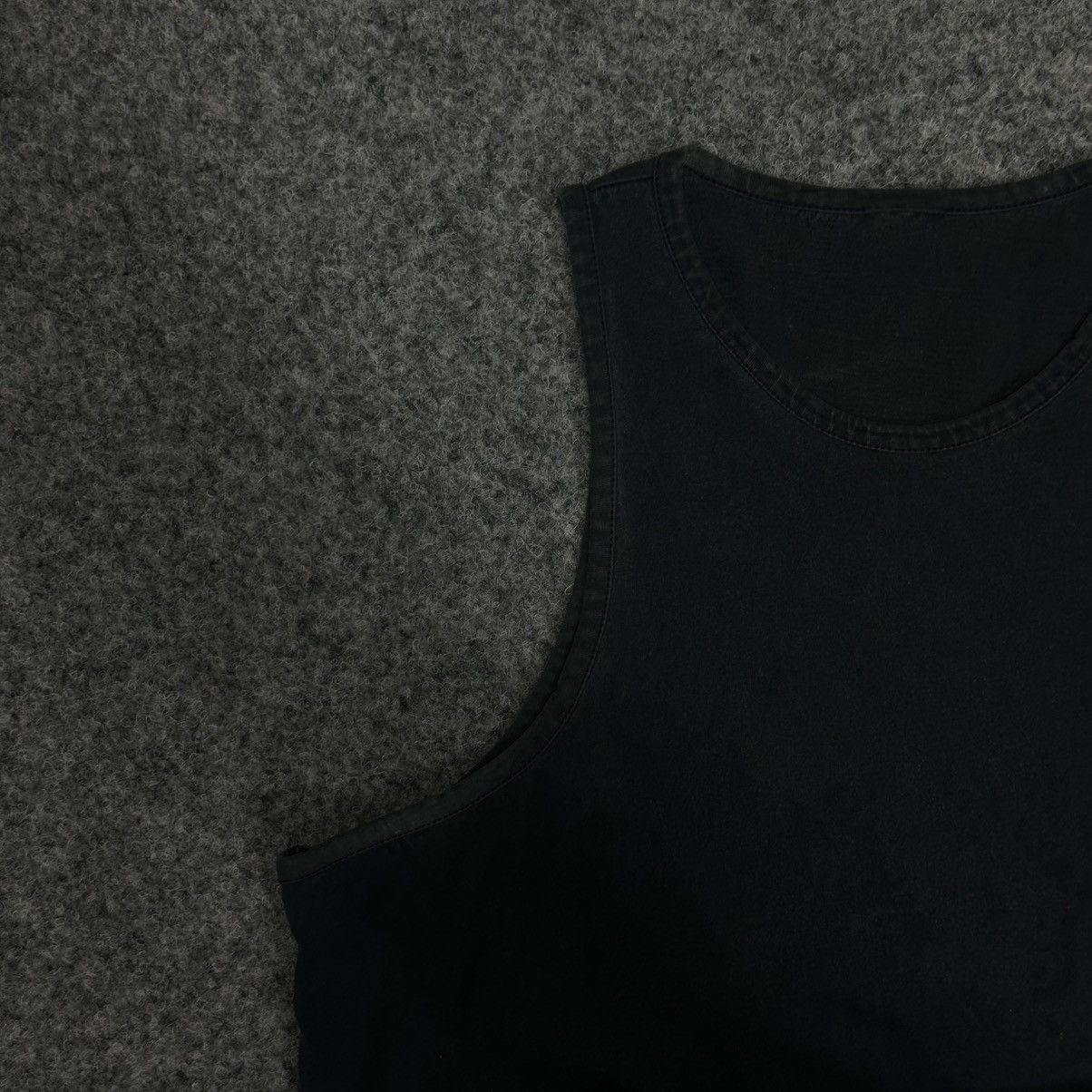 Nike VTG Nike Tank Top Sleeveless Small Logo Size L Distressed Size US M / EU 48-50 / 2 - 3 Thumbnail