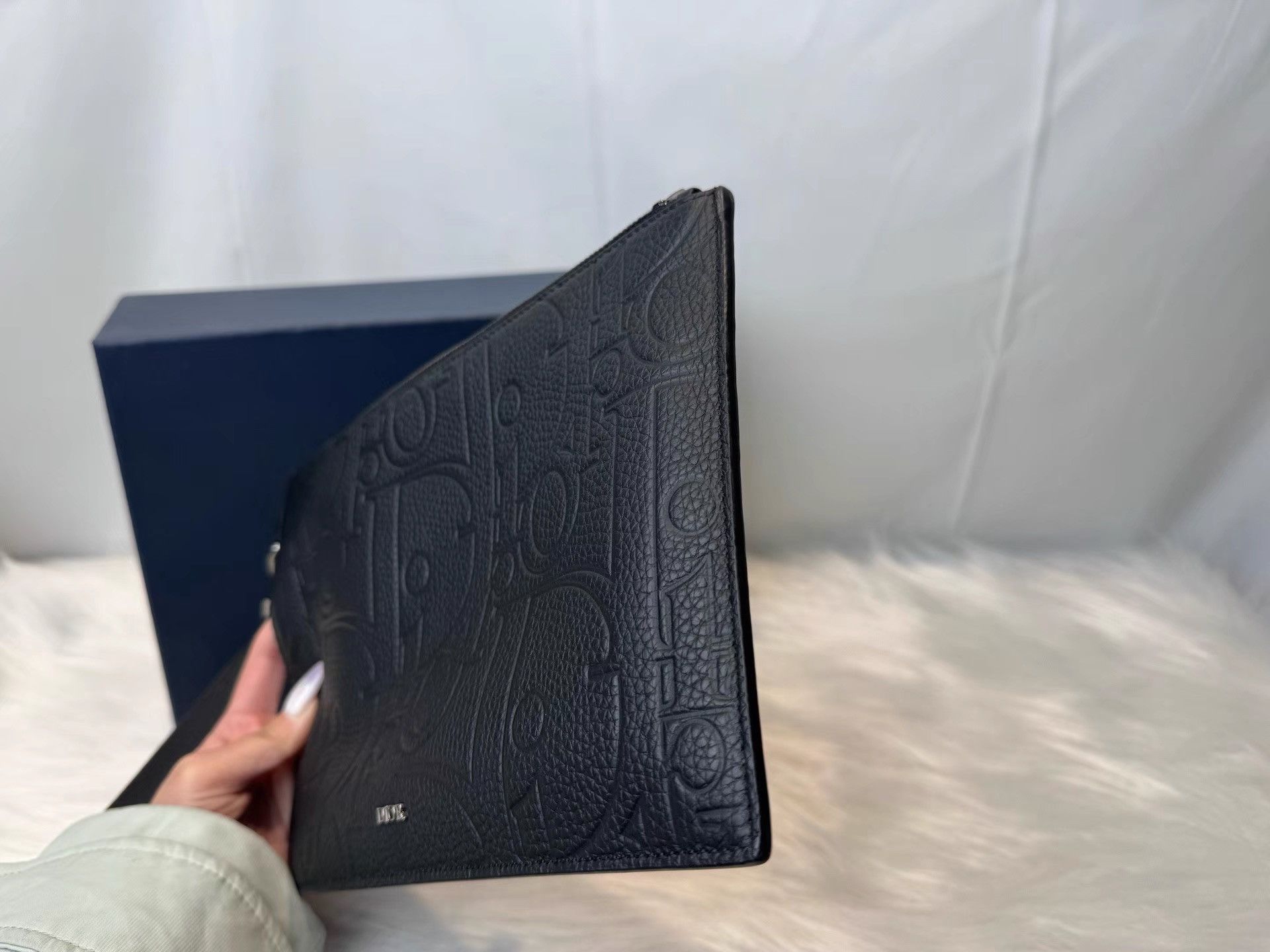 Dior DIOR Gravity Leather Zip Pouch Wristlet K36 Size ONE SIZE - 4 Thumbnail