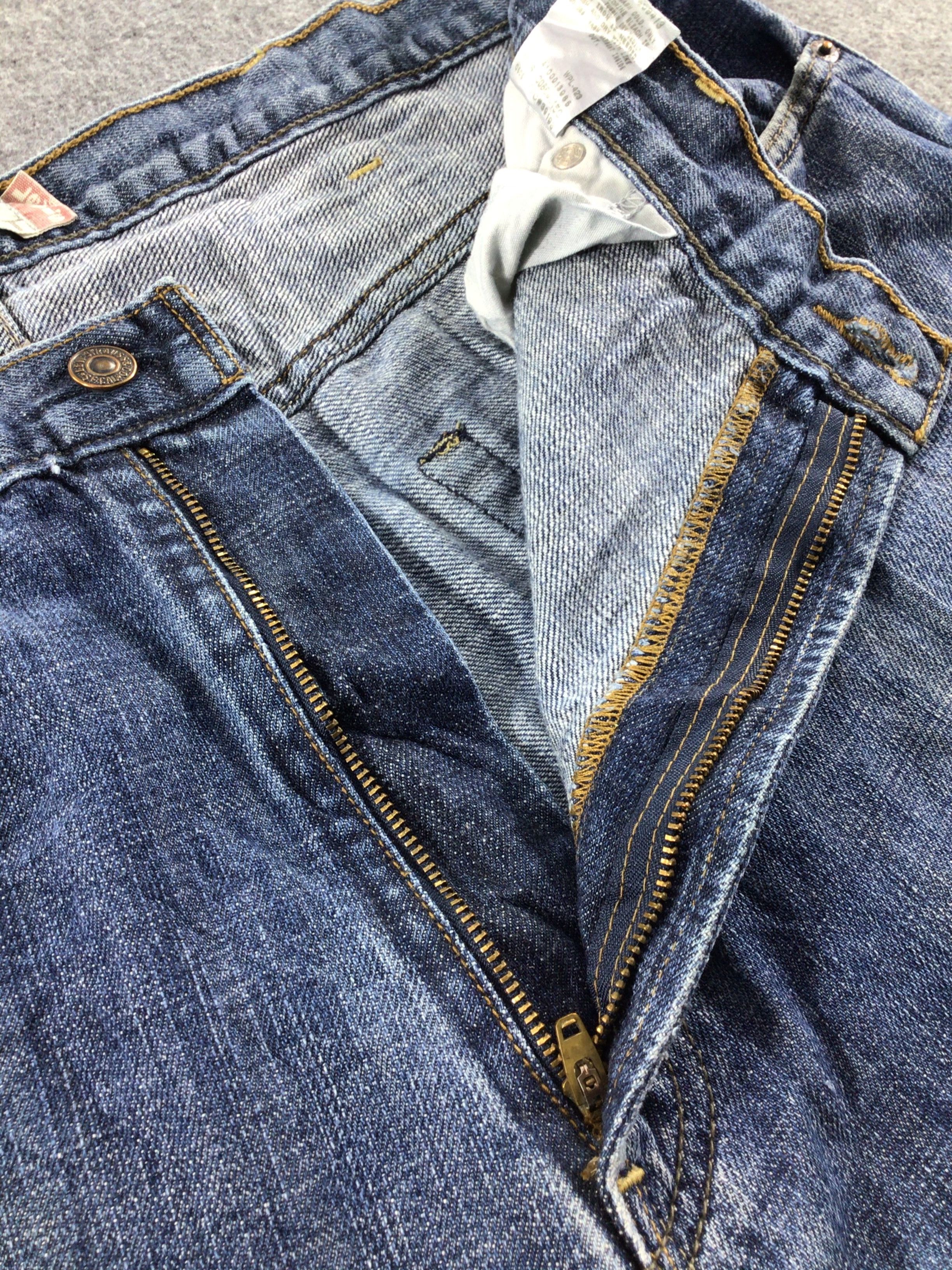 Levi's Levis 569 Jeans-J459 Size US 39 - 8 Thumbnail