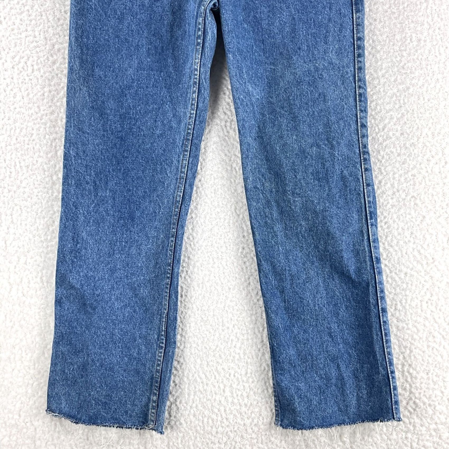 Levi's VINTAGE Levi's Jeans Mens 36x30 Blue Denim Leather Tab Straight Leg Made in USA Jeans Regular Blue 80s 90s USA Mens Size US 36 / EU 52 - 3 Thumbnail