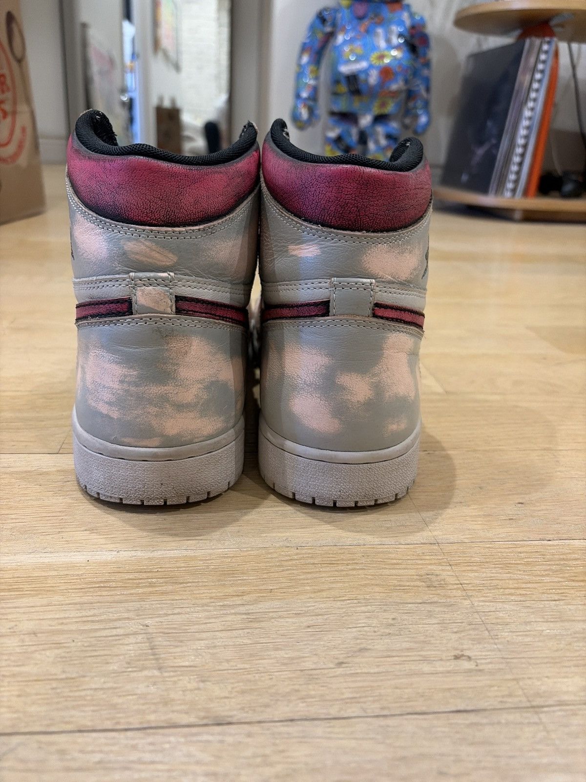 Nike 1 OF 1 Custom NYC to PARIS Jordan 1 Size US 11 / EU 44 - 4 Thumbnail