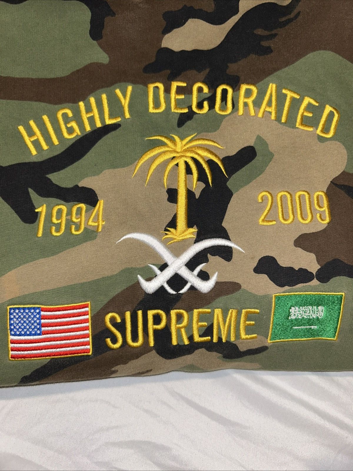Supreme Supreme new york “highly decorated” hoodie 2009 Size US XL / EU 56 / 4 - 3 Thumbnail