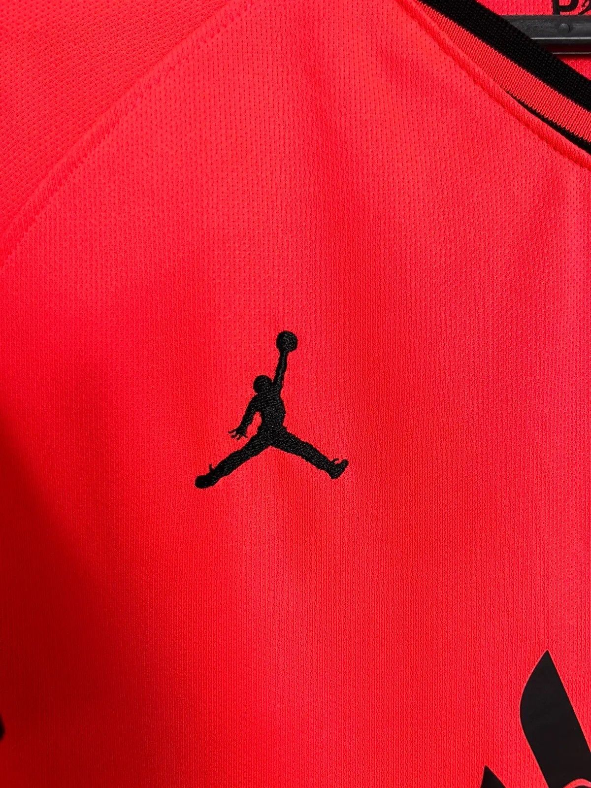 Jordan Brand Nike Jordan Paris Saint German 2019/20 Away Kit Jersey Size US M / EU 48-50 / 2 - 3 Thumbnail