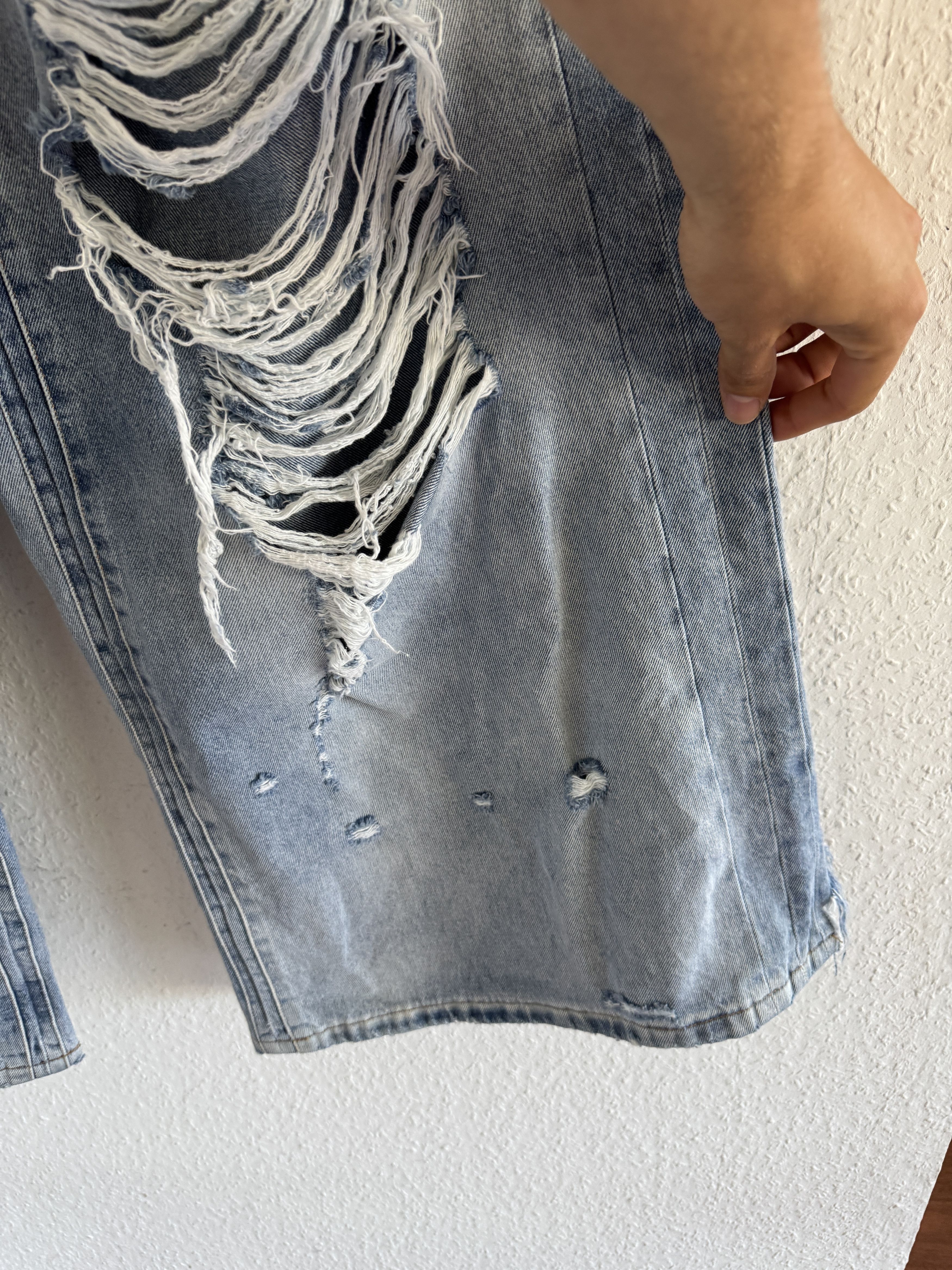 Vetements Destroyed wash denim pants Size US 32 / EU 48 - 2 Thumbnail