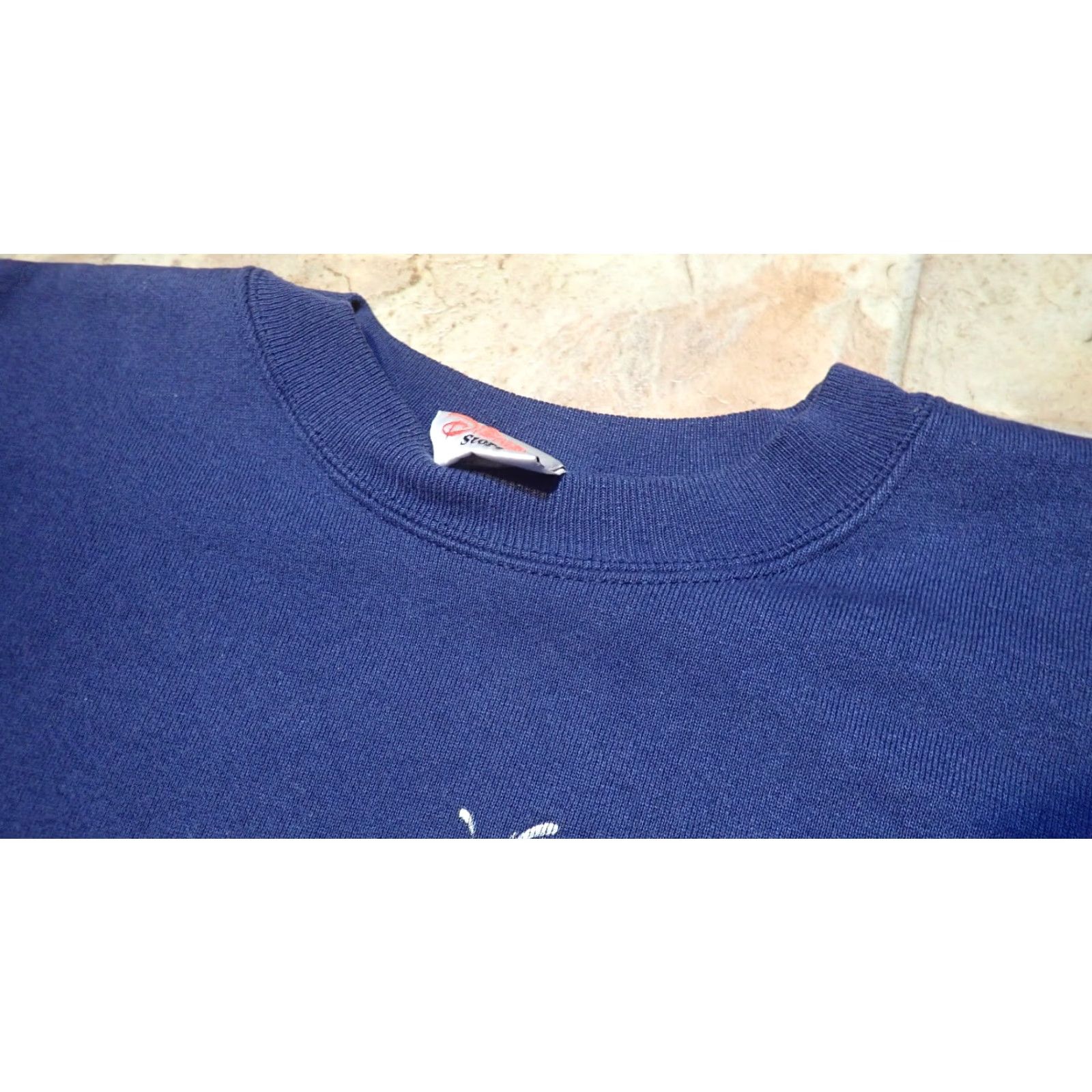 Disney VINTAGE DISNEY Sweatshirt Mens M Navy Mickey Mouse & Pluto 90's Made in USA Size US M / EU 48-50 / 2 - 4 Thumbnail