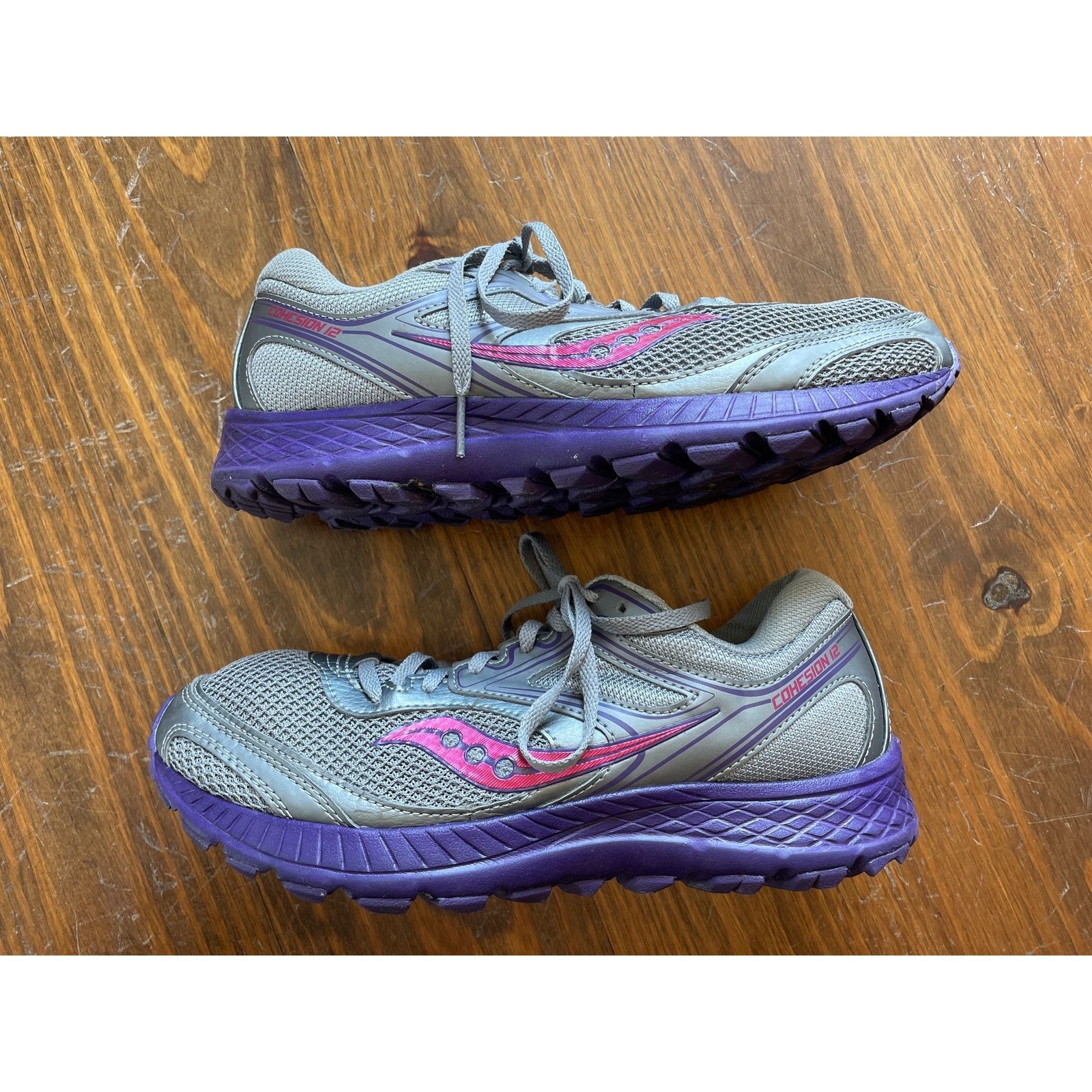 Saucony Gray/purple Cohesion Lace Up Running Shoe,sz 9 Shoes in Grey, Women's
