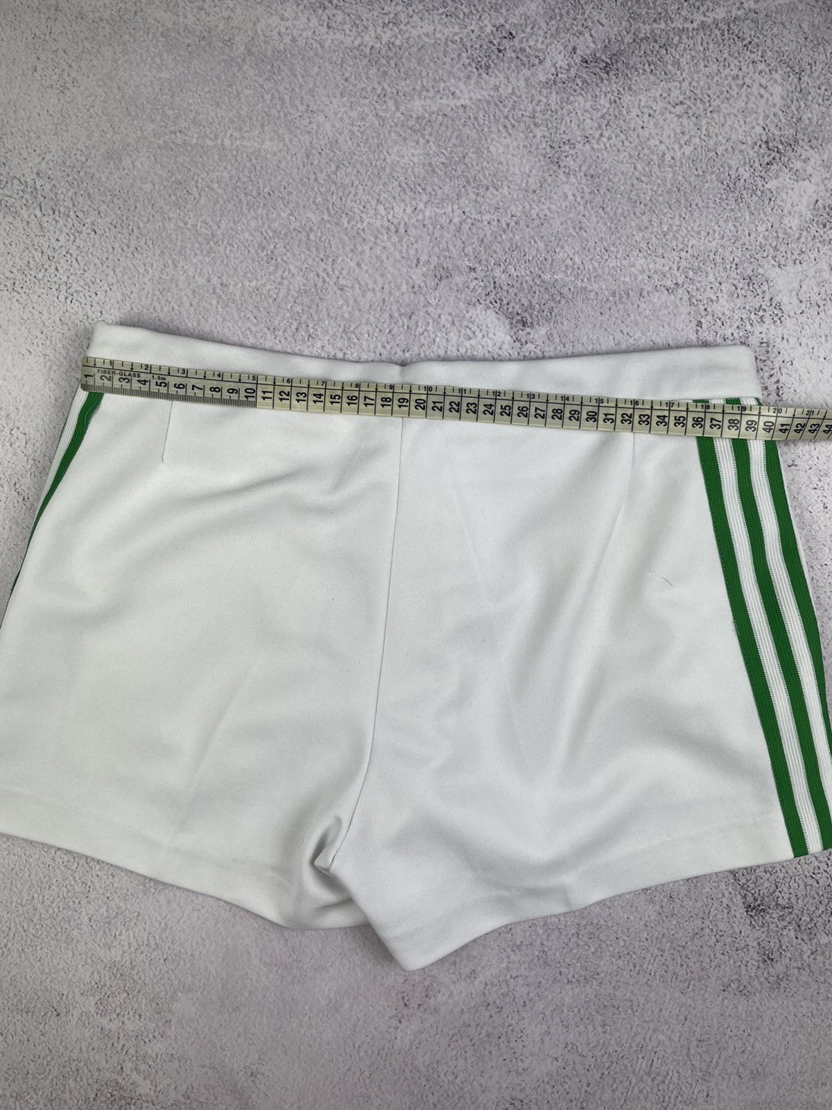 Adidas Vintage Adidas White Shorts S-M Trefoil Logo Stripes Retro Size US 32 / EU 48 - 14 Thumbnail