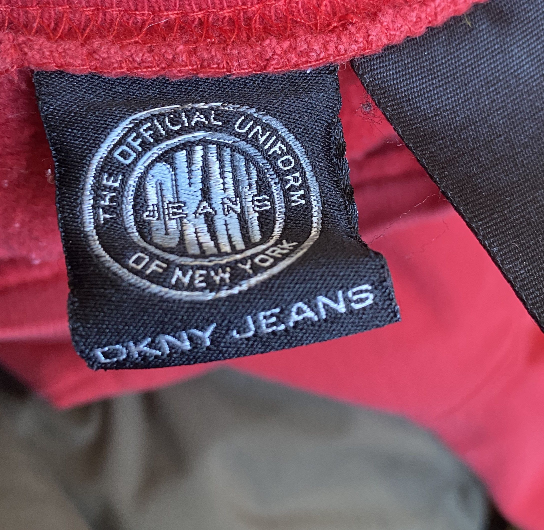 DKNY DKNY y2k Crewneck Sweatshirt Size L / US 10 / IT 46 - 4 Thumbnail