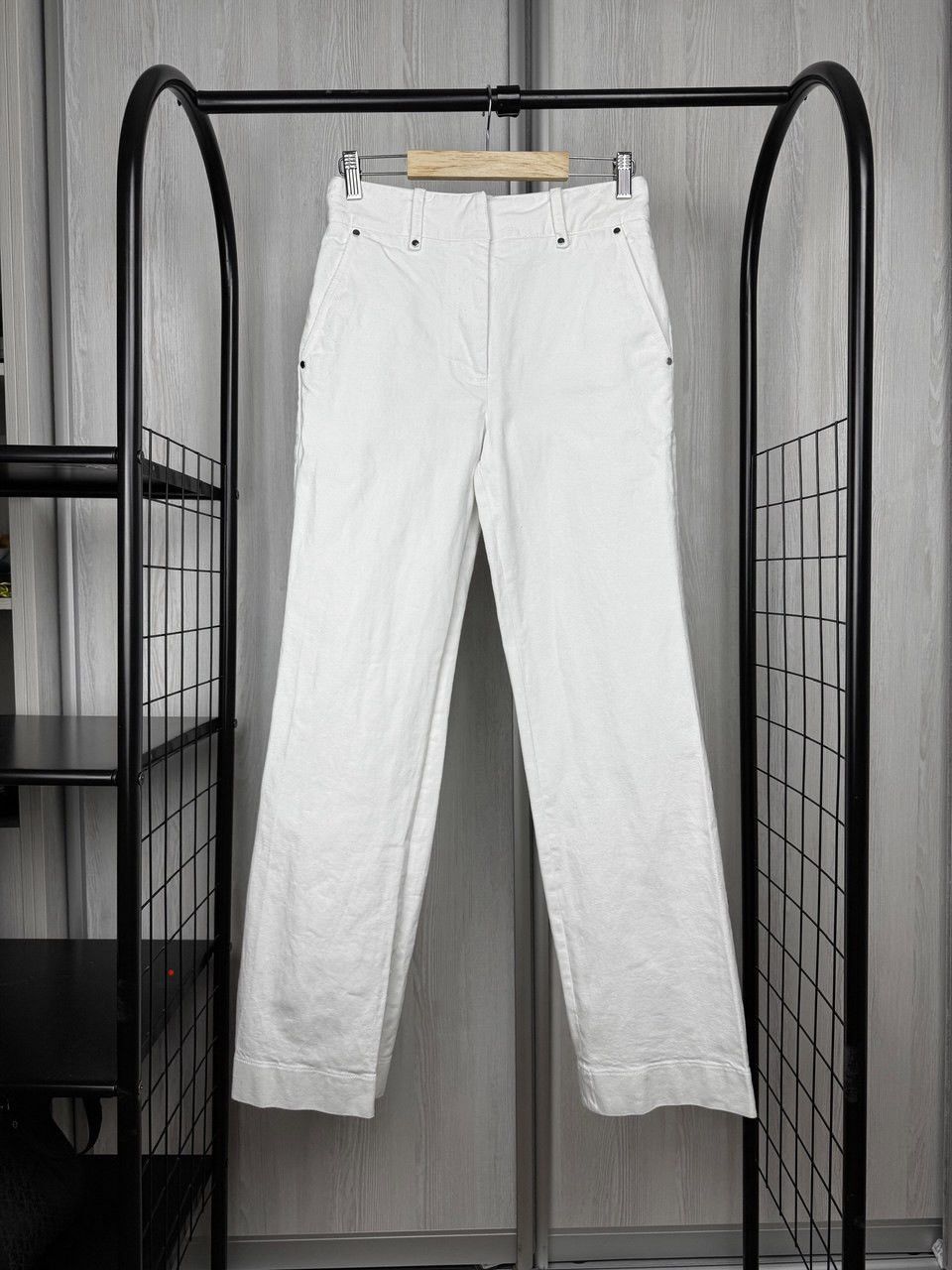 JW Anderson JW Anderson white straight wide leg denim jeans pants rare Size 26" / US 2 / IT 38 - 1 Thumbnail