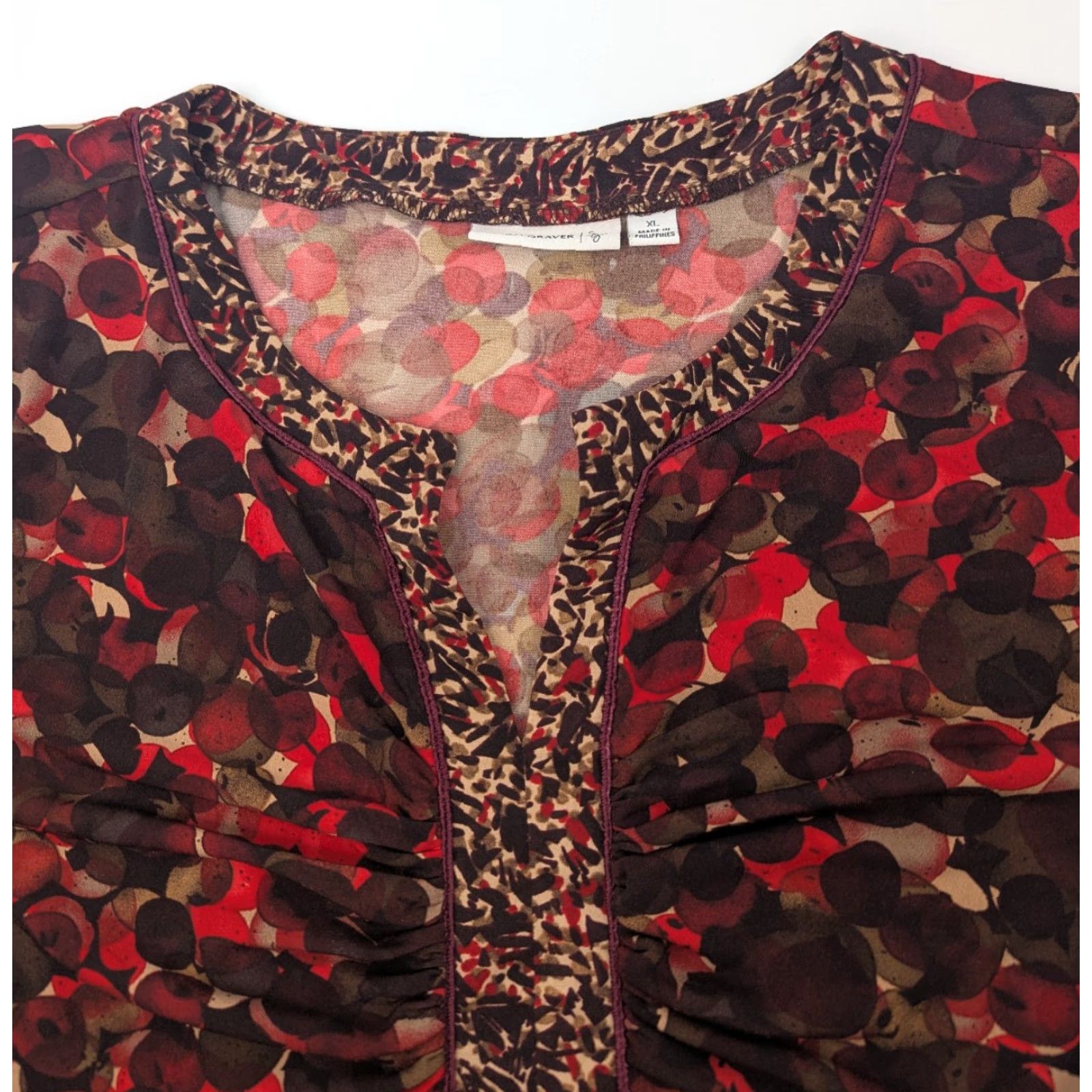 Vintage Susan Graver Red Liquid Knit Printed Top Ruched Neckline A91328 XL Tunic Blouse 3/4 Sleeve Solid Knit Polyester Spandex Classic Womens Size XL / US 12-14 / IT 48-50 - 7 Thumbnail