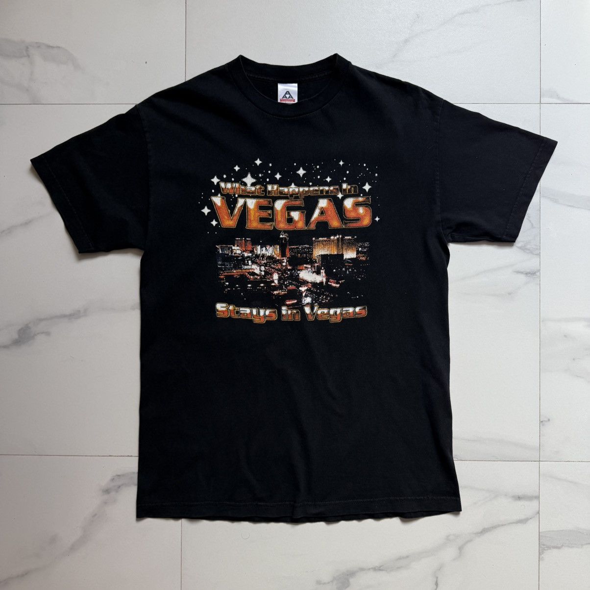 Alstyle × Fruition Vintage Y2K What Happens In Vegas… T-Shirt Size US L / EU 52-54 / 3 - 2 Thumbnail