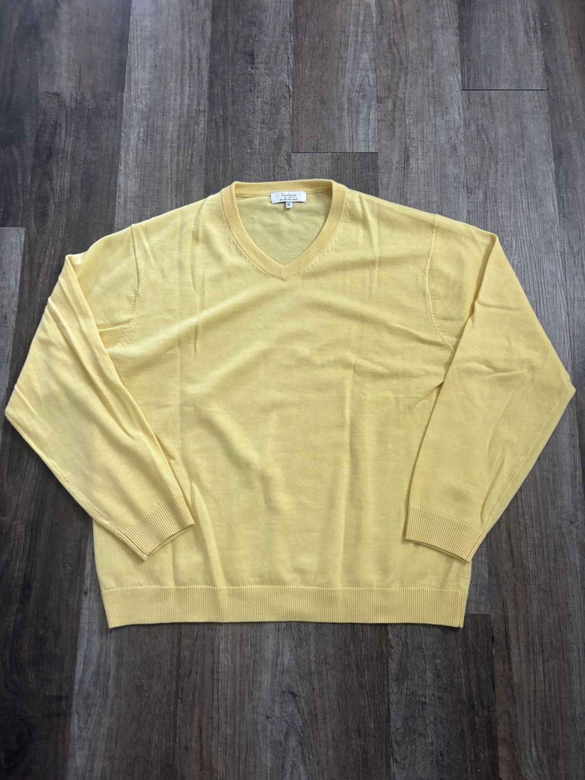 Turnbury Turnbury Extra Fine Merino Wool V-Neck Sweater Size US XL / EU 56 / 4 - 1 Thumbnail