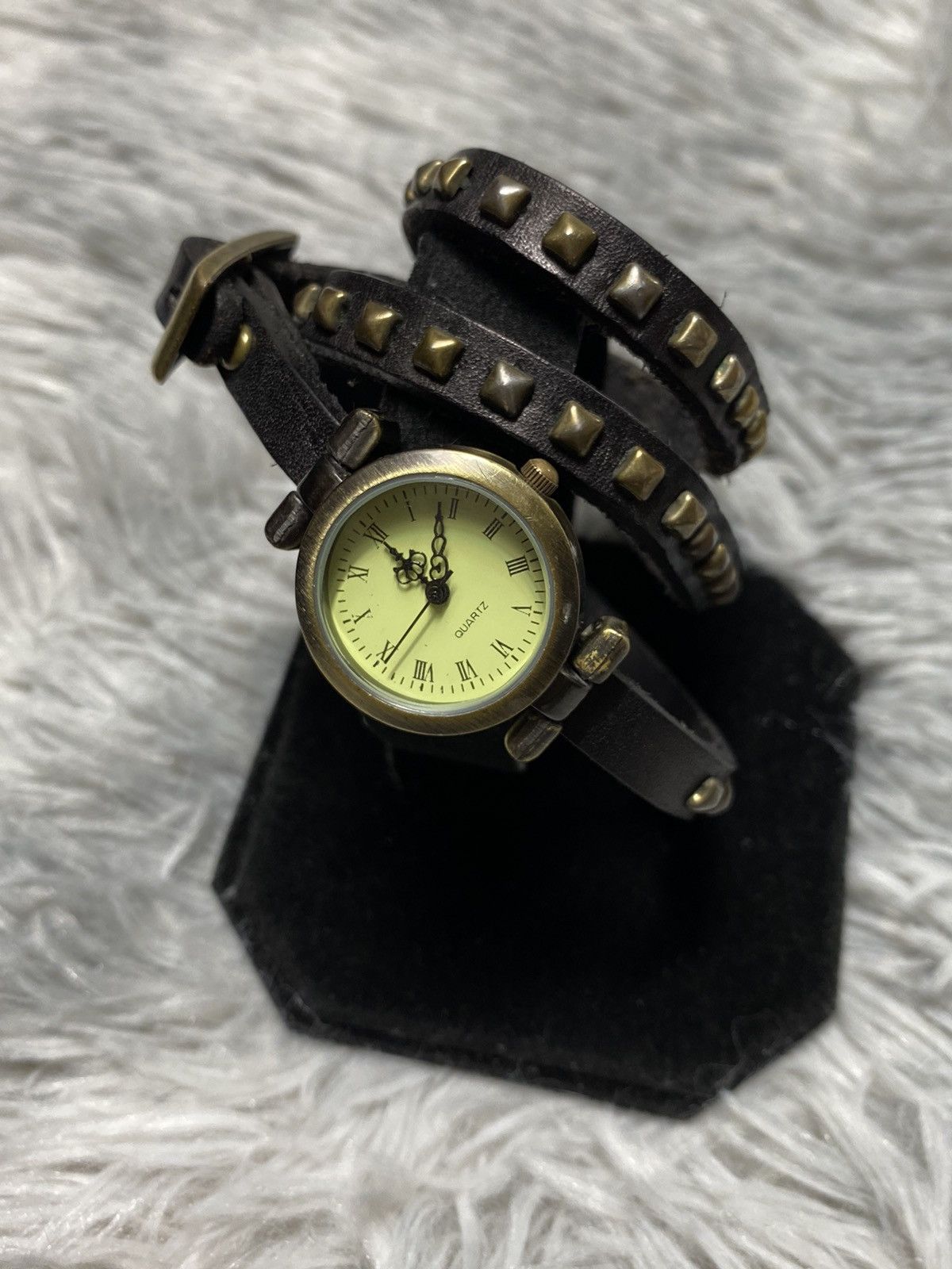 Japanese Brand × Vintage Vintage Studded Leather Strap Watch - Japanese Brand Size ONE SIZE - 7 Thumbnail