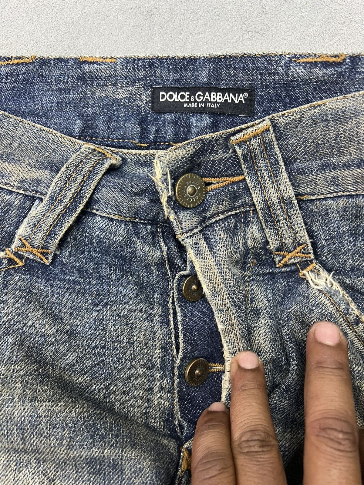 Dolce & Gabbana STEALS🔥🔥🔥DOLCE GABBANA BOOT CUT DISTRESS DENIM Size US 31 - 11 Thumbnail