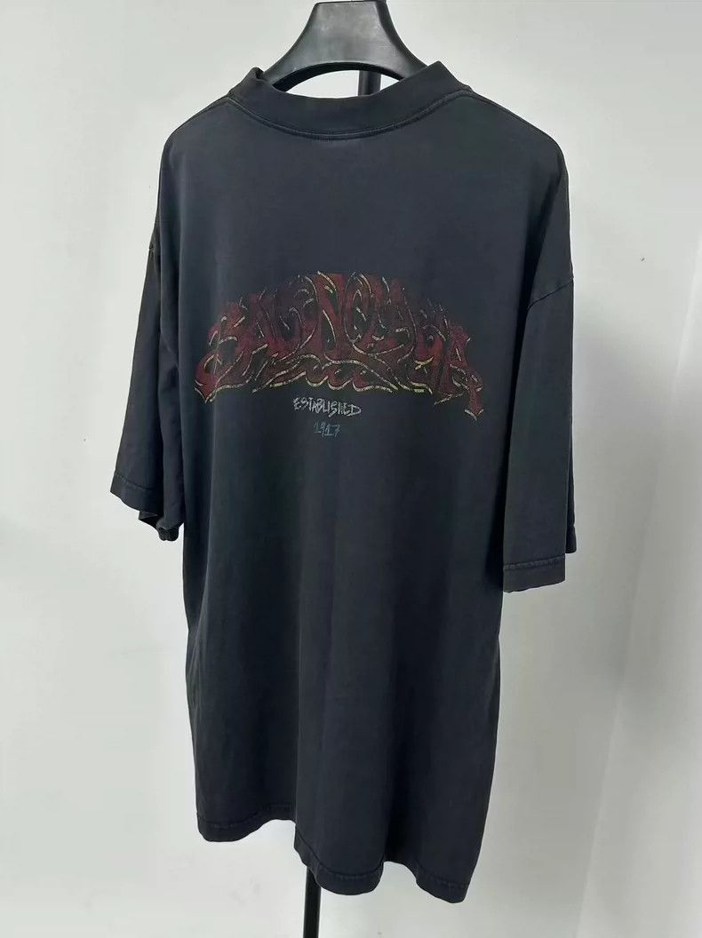 Balenciaga Balenciaga Casual Crew Neck Short Sleeve T-Shirt Men's Gre Size US L / EU 52-54 / 3 - 2 Thumbnail