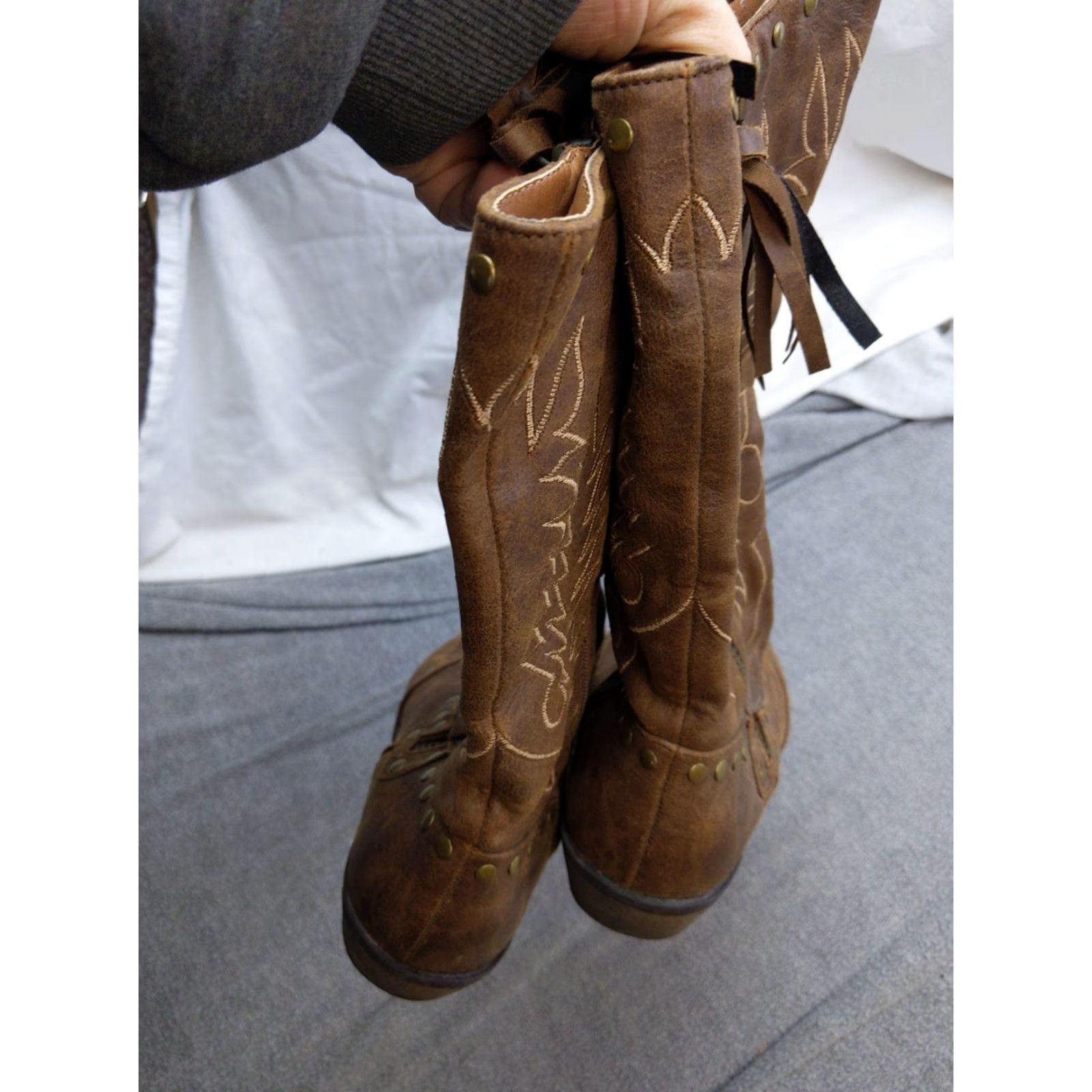 Matisse Coconuts by Matisse Boots Western Mid Calf Studded Brown Womens Size 6.5 US 6.5M Shoes/Boots Women's Western Brown Studded Mid-Calf Size US 7 / IT 37 - 5 Thumbnail