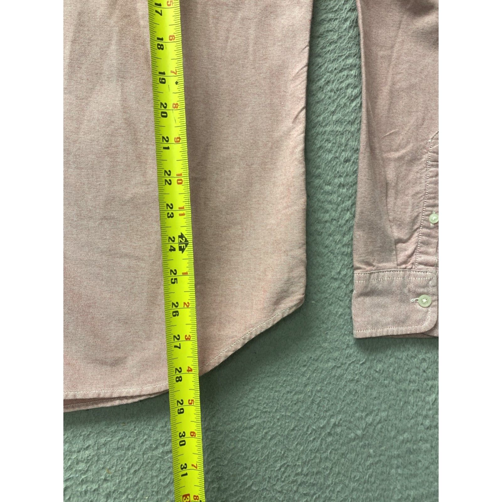 Gap VINTAGE Gap Pink Men’s Button-Down Shirt Slim Fit Adult Medium Long Sleeve 146-31 Mens Size US M / EU 48-50 / 2 - 7 Thumbnail