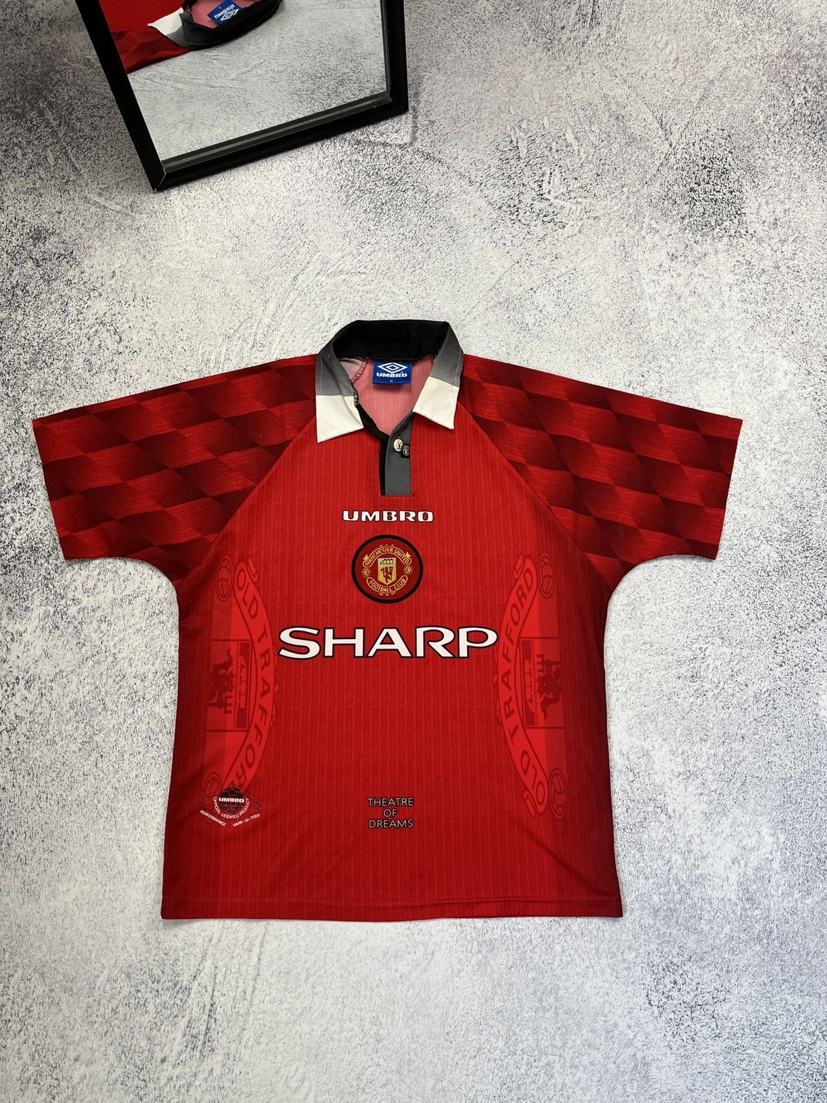 Umbro Vintage Umbro Manchester United 1996-98 Soccer Jersey Rare Size US M / EU 48-50 / 2 - 1 Thumbnail