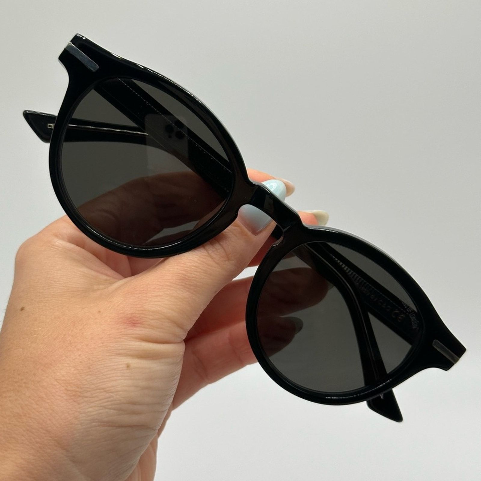 Cutler and Gross NEW CUTLER AND GROSS CG1338S 001 Black Unisex Sunglasses Size ONE SIZE - 7 Thumbnail