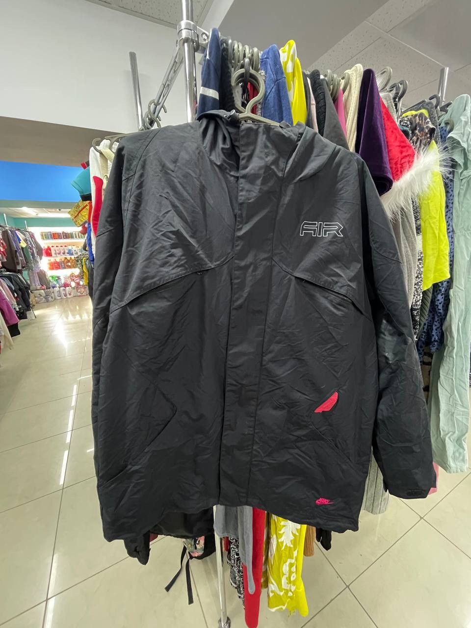 Nike × Vintage Vintage Nike air max jacket size M logo Size US M / EU 48-50 / 2 - 1 Thumbnail