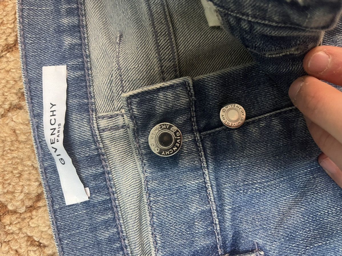 Givenchy Givenchy jeans Size US 31 - 4 Thumbnail