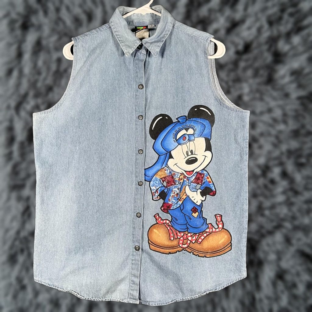 Disney VINTAGE Disney Mickey Unlimited Shirt Mens Large Denim Sleeveless Made USA 90s Size US L / EU 52-54 / 3 - 1 Thumbnail