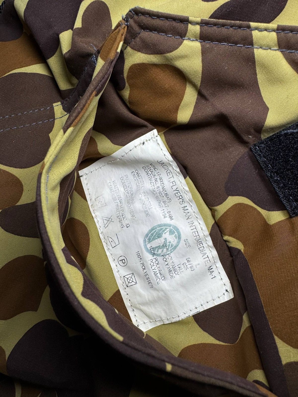 Other Men's Vintage Reversible MA-1 Vest Duck Camo & Orange Size US L / EU 52-54 / 3 - 10 Thumbnail