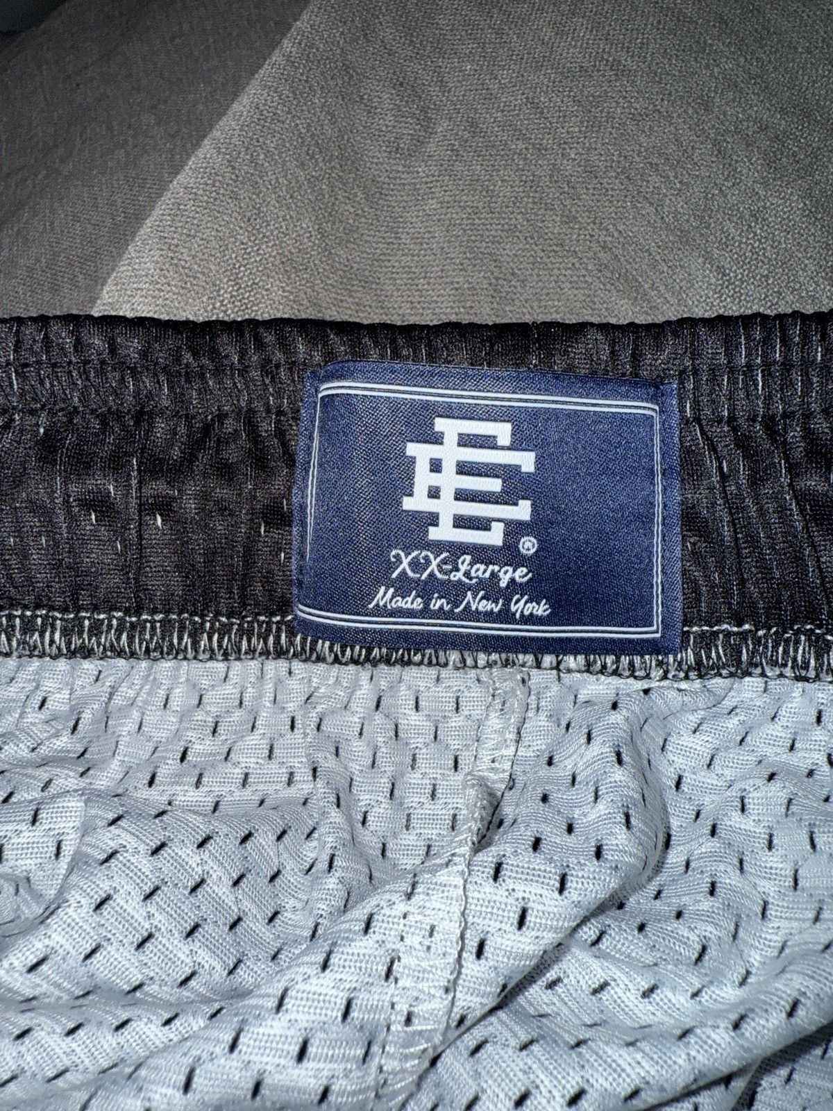 Eric Emanuel Eric Emanuel “BLACK SKYLINE NYC” shorts Size US 40 / EU 56 - 6 Thumbnail