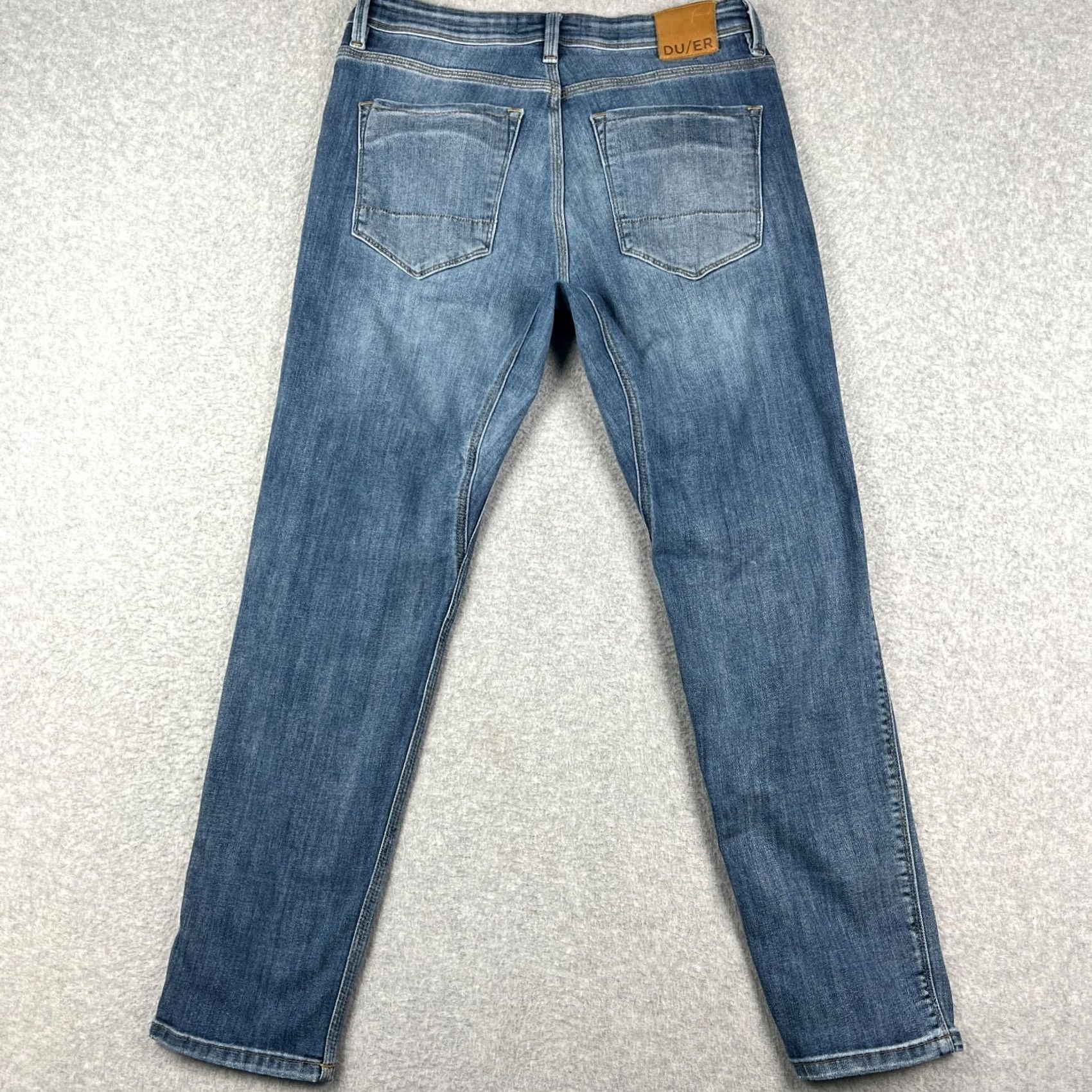 DUER DUER DU/ER L2X Slim Fit Jeans Mens 32x30 Blue Performance Stretch Denim Pants Size US 32 / EU 48 - 2 Thumbnail