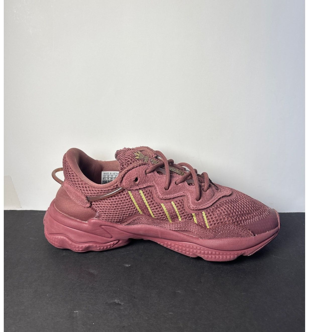 Adidas Youth Adidas Kid's Unisex Ozweego J Burgundy Size 4.5Y Size US 4.5 / IT 34.5 - 4 Thumbnail