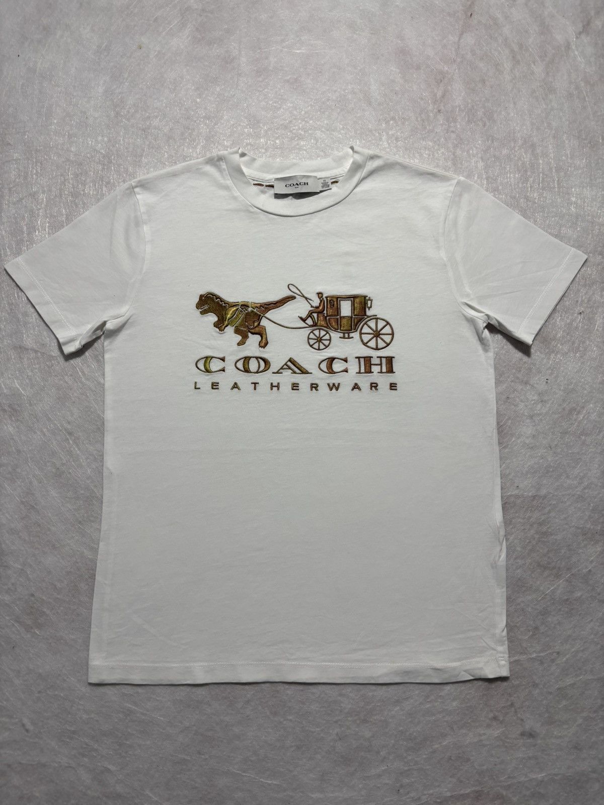 Coach Coach Leatherware Tshirt Size US S / EU 44-46 / 1 - 1 Thumbnail