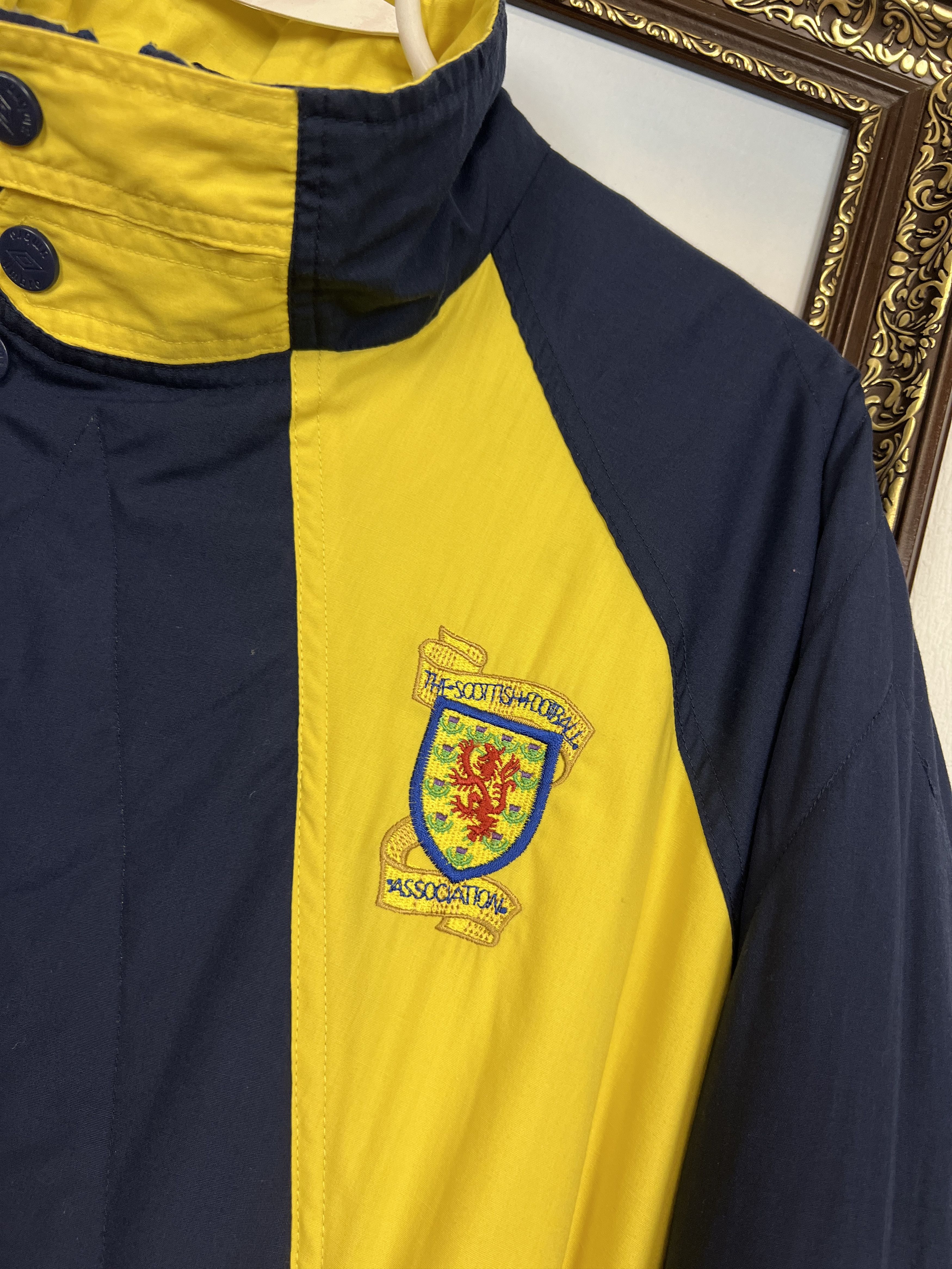 Umbro Vintage Umbro Scotland Football Train Jacket Track Size US M / EU 48-50 / 2 - 3 Thumbnail