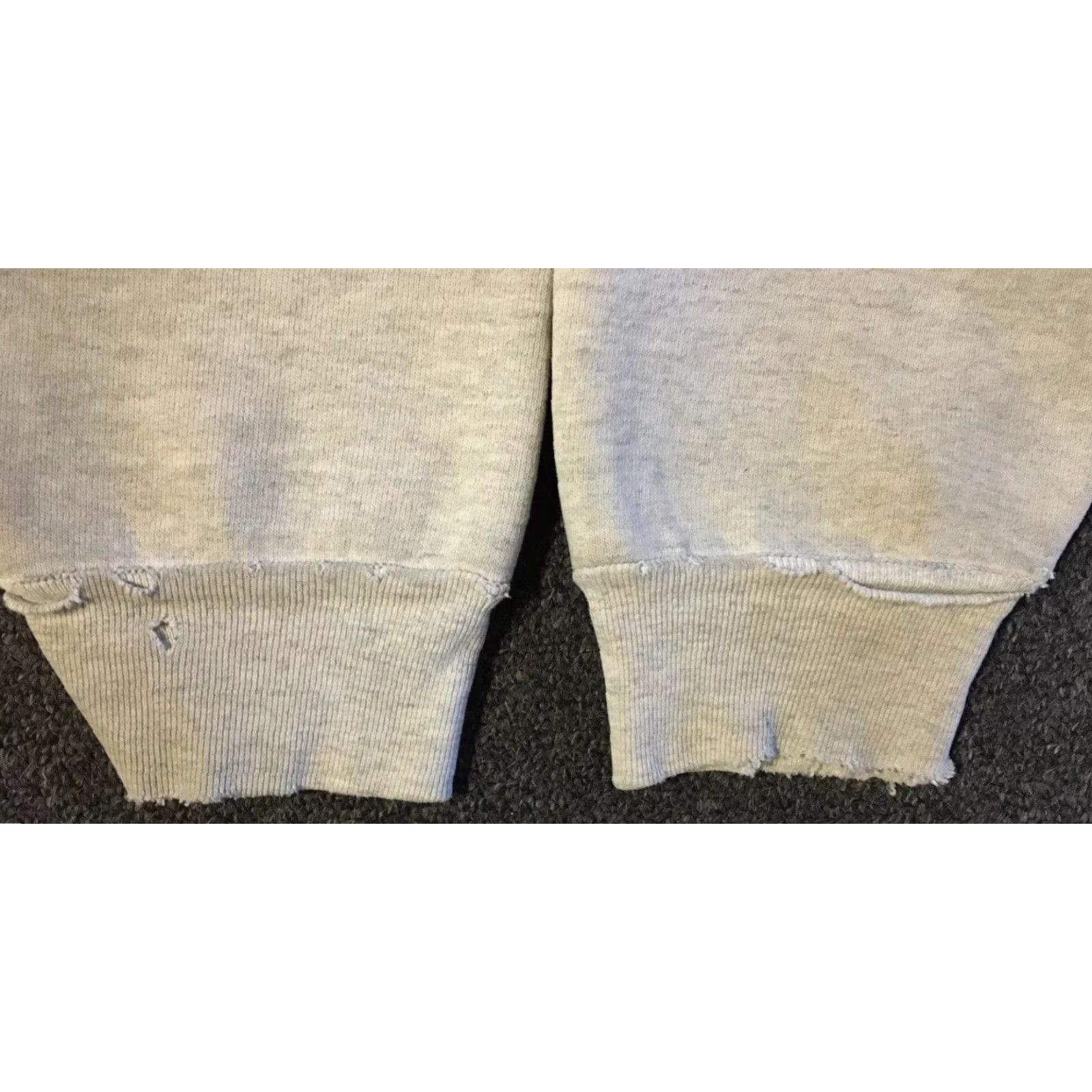 Vintage VINTAGE 90s Chill Out Cafe Sedona Arizona Faded Distressed Sweatshirt M Animal Gray Hoodie Mens Size M Size US M / EU 48-50 / 2 - 6 Thumbnail
