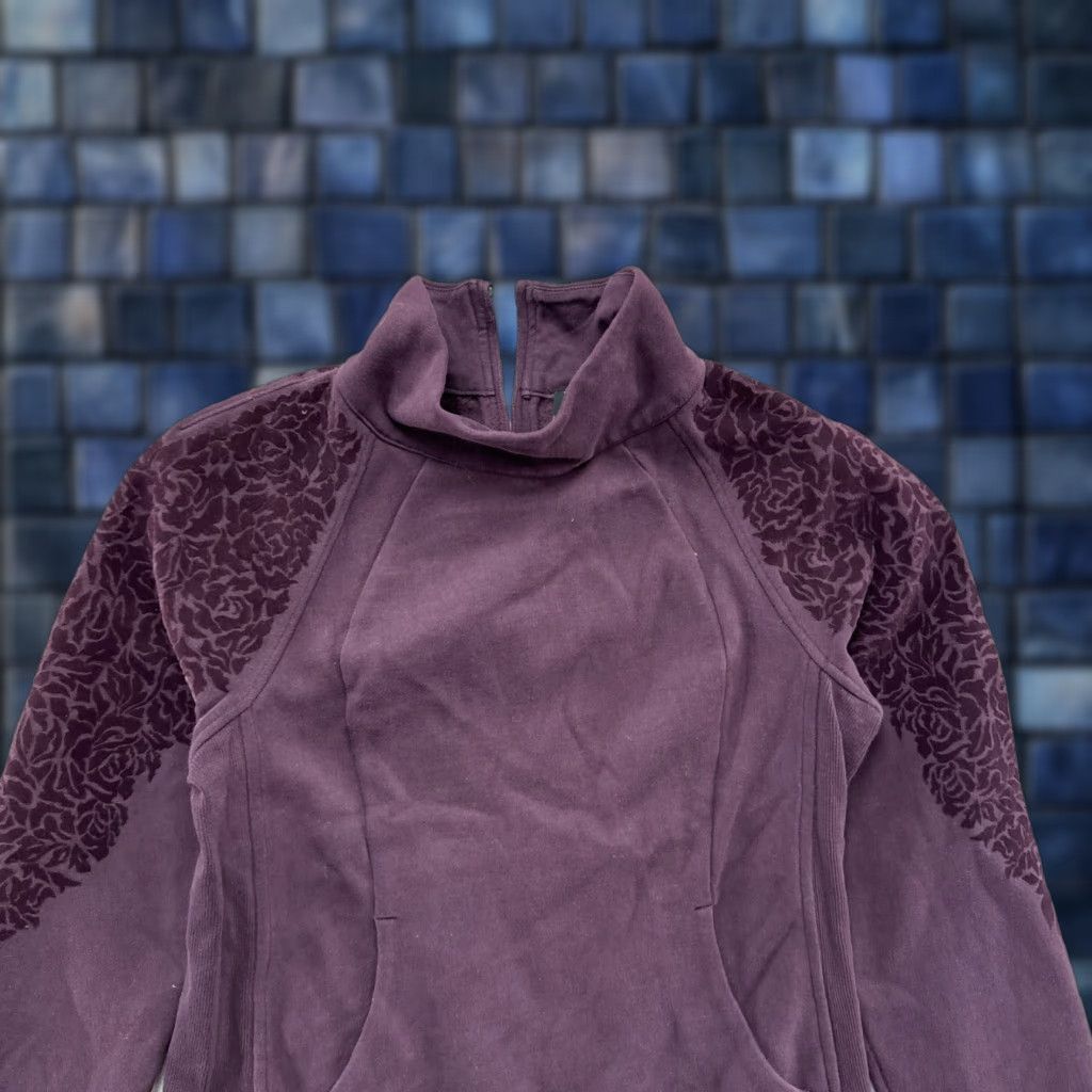 Lululemon Lululemon Floral Flock Pullover Women's Size 6 Long Sleeve 1/4 Zip Fleece Size M / US 6-8 / IT 42-44 - 1 Thumbnail