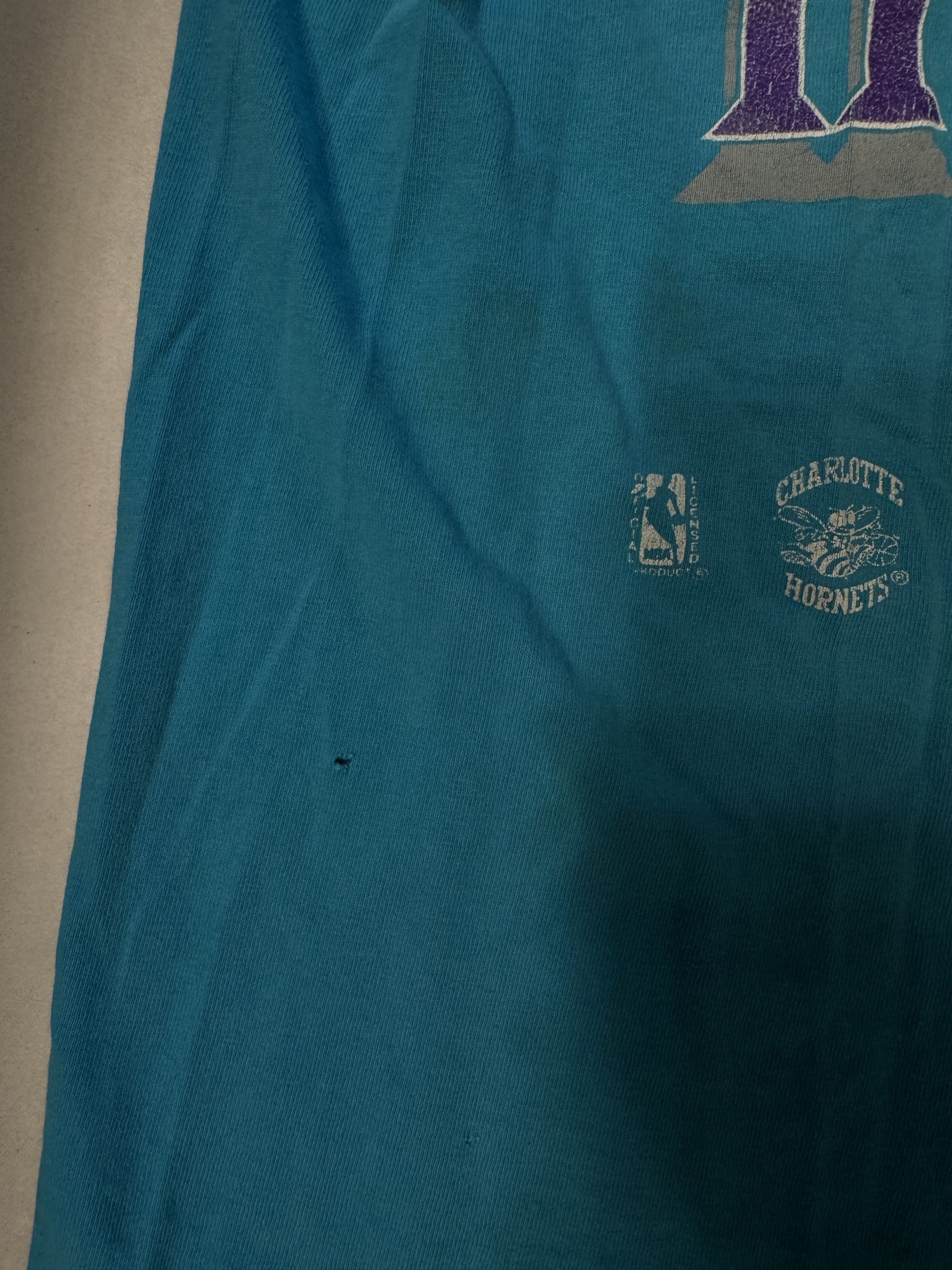 Logo 7 Vintage Charlotte Hornets T-Shirt Size US L / EU 52-54 / 3 - 7 Thumbnail