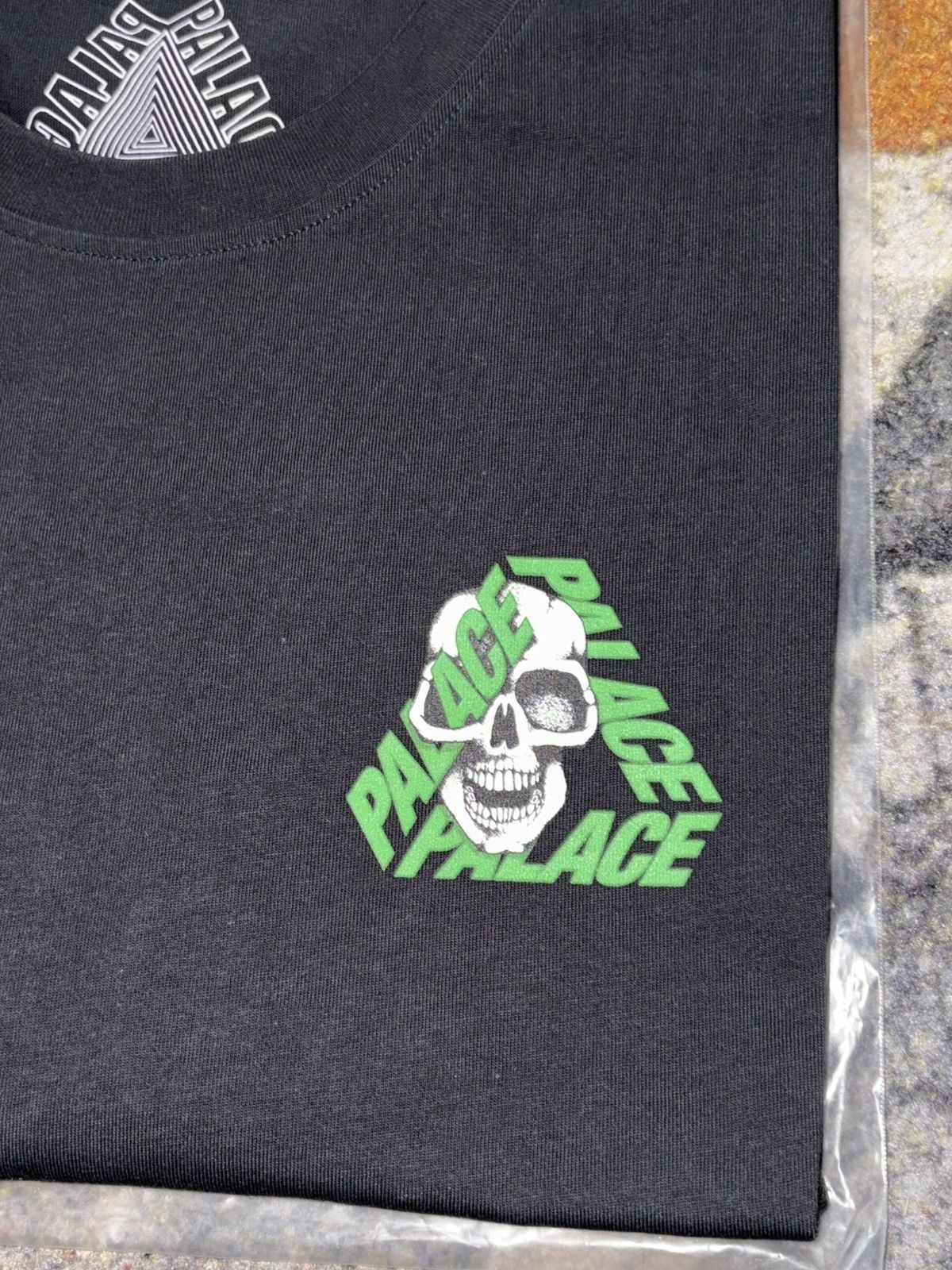 Palace Palace P3 Skull Tri Ferg T-Shirt Size US L / EU 52-54 / 3 - 3 Thumbnail