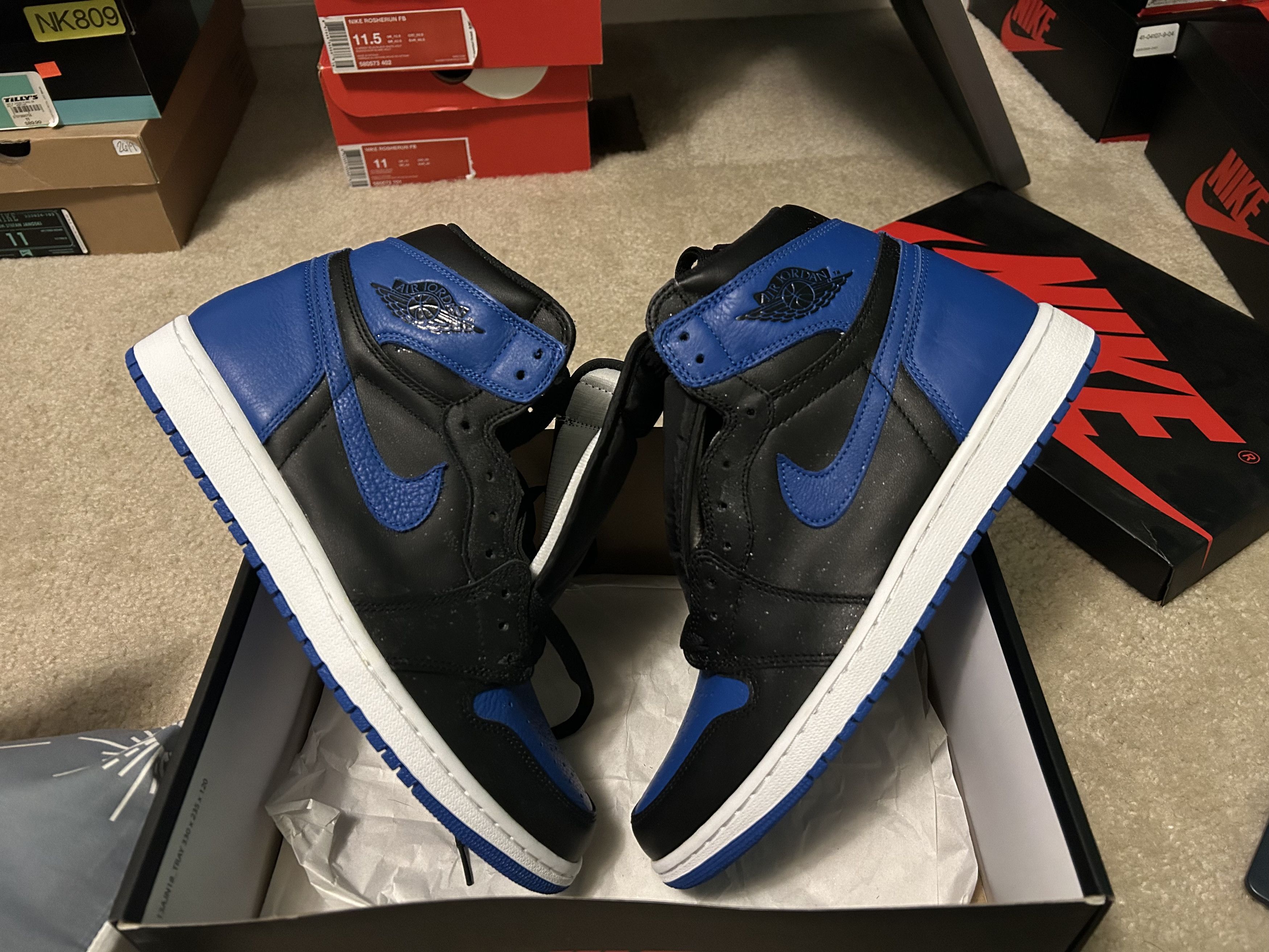Jordan Brand Air Jordan 1 Retro High OG "Royal" (2017) – Deadstock Size US 11 / EU 44 - 1 Thumbnail
