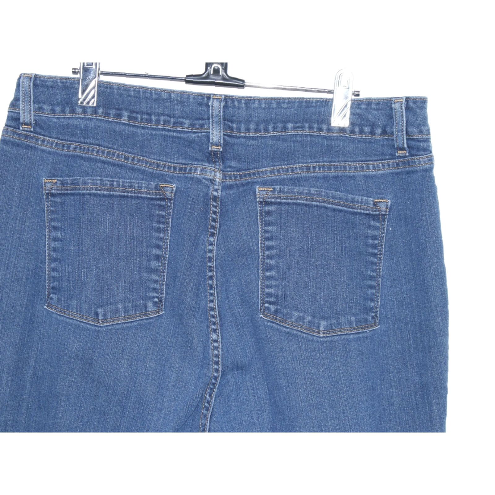 Vintage LL Bean Women's Jeans 16 Reg 32X27 Med Wash Blue Classic Fit Straight Leg Denim Size 38" / US 16 / IT 52 - 4 Thumbnail
