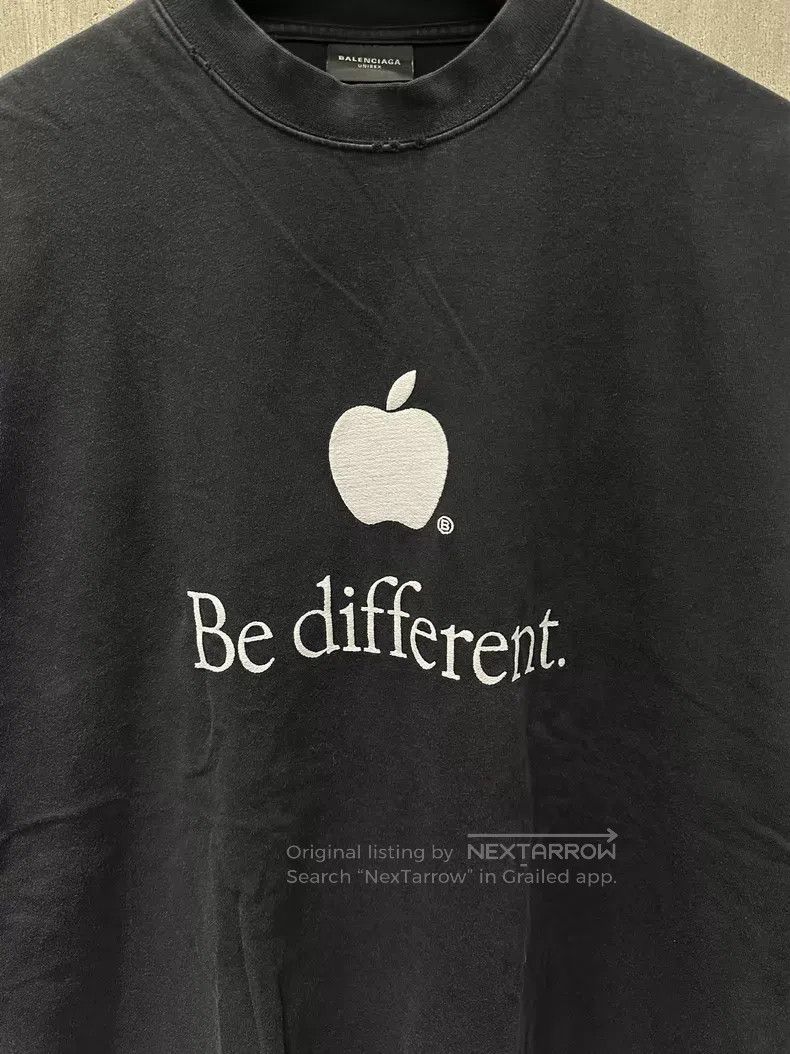 Balenciaga Balenciaga Apple short-sleeve Size US S / EU 44-46 / 1 - 3 Thumbnail
