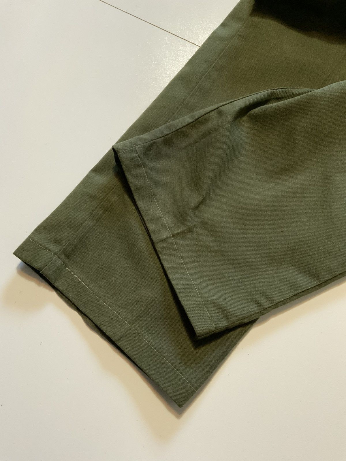 Vintage Vintage 70s Dee Cee Army Olive Green Cargo Wide Leg Pants Size US 32 / EU 48 - 7 Thumbnail
